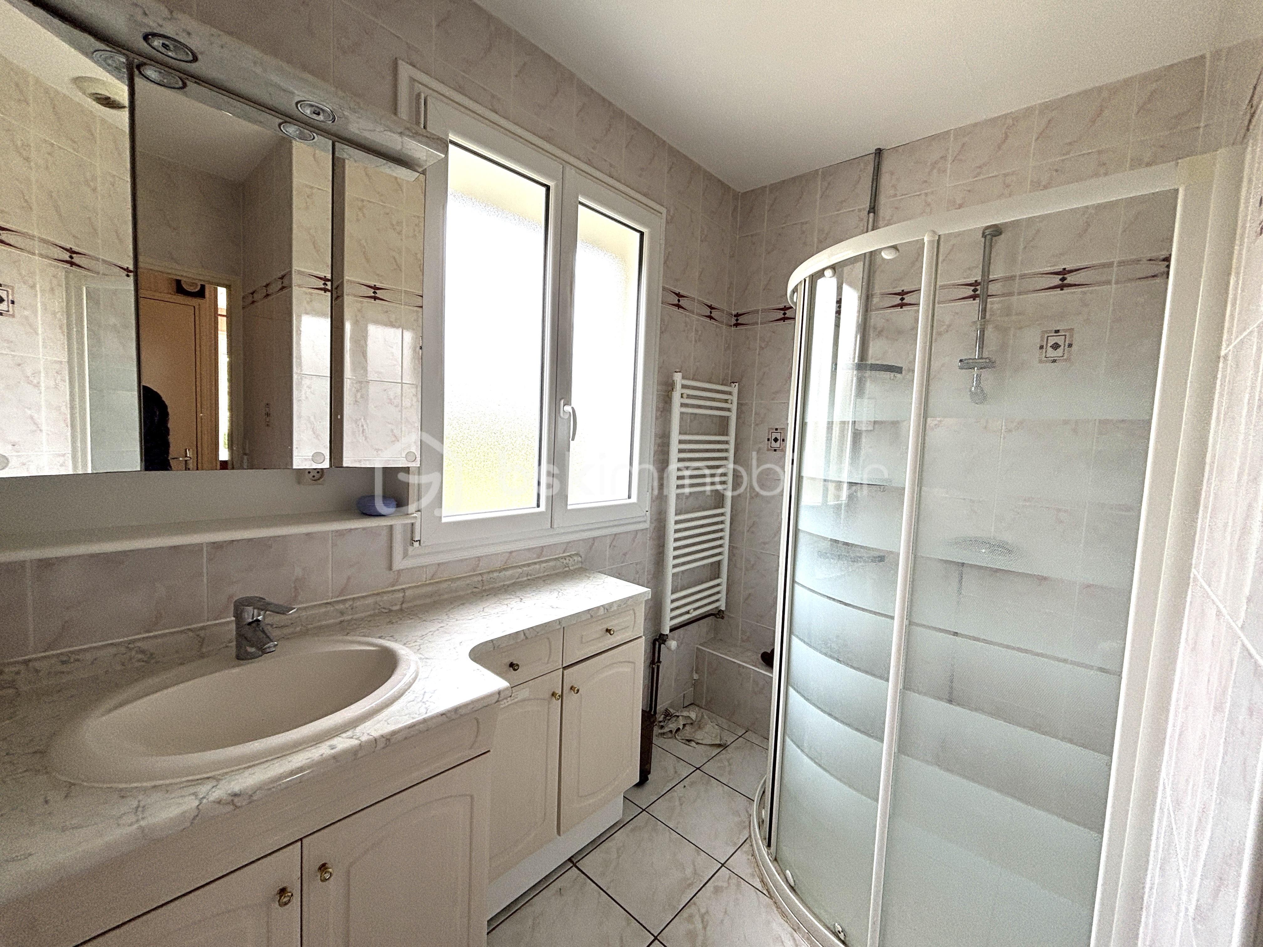 Maison de 72 m² - SDB.jpg