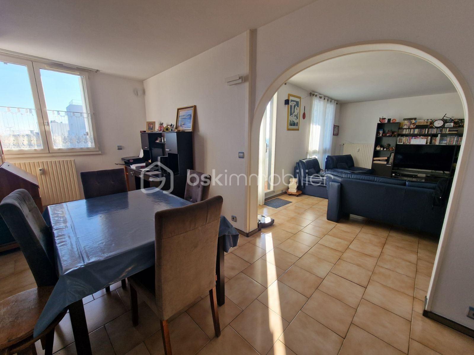 Appartement de 98,89 m² - IMG-20250916-WA0017.jpg