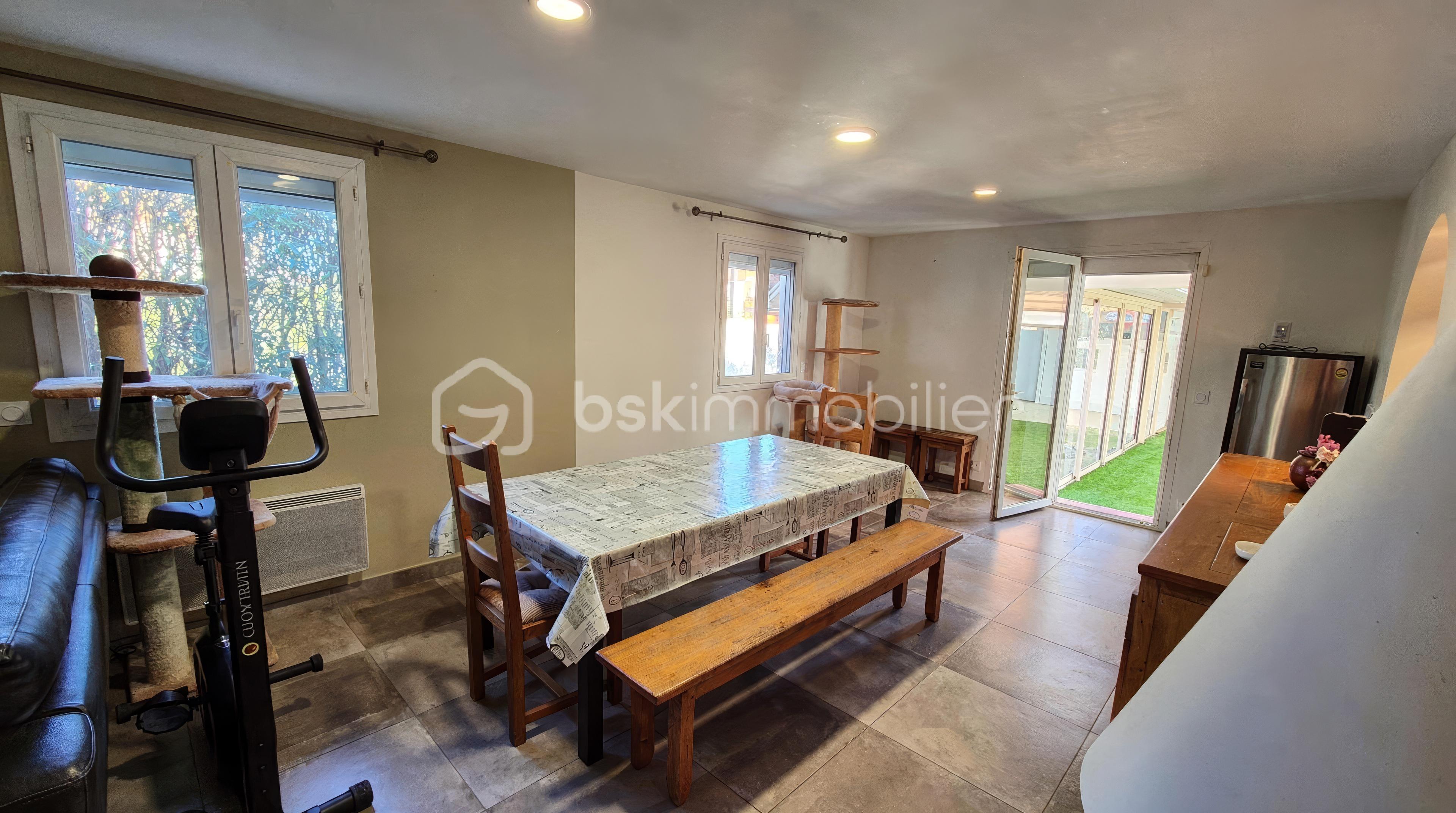 BOREL_livingroom-dinningroom_2215d6c2.jpg