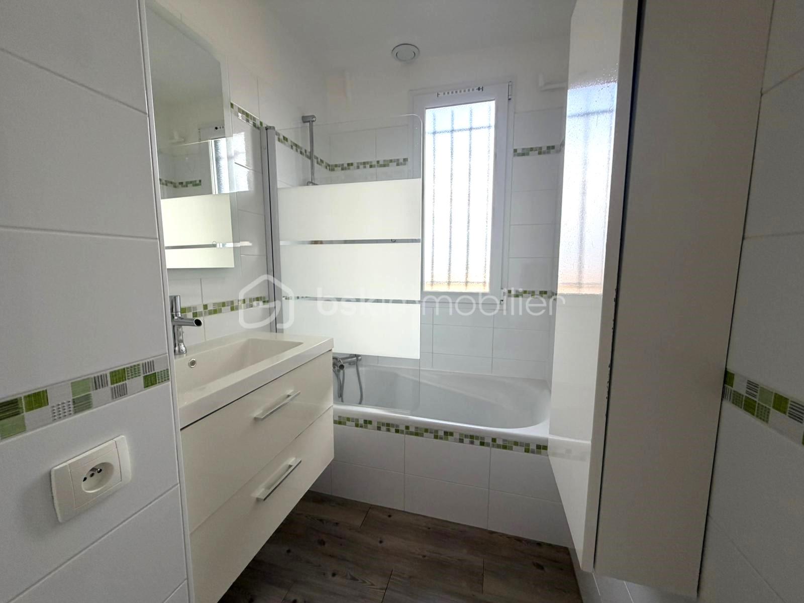 Maison de ville de 77 m² - WhatsApp Image 2026-02-04 at 15.24.50.jpeg