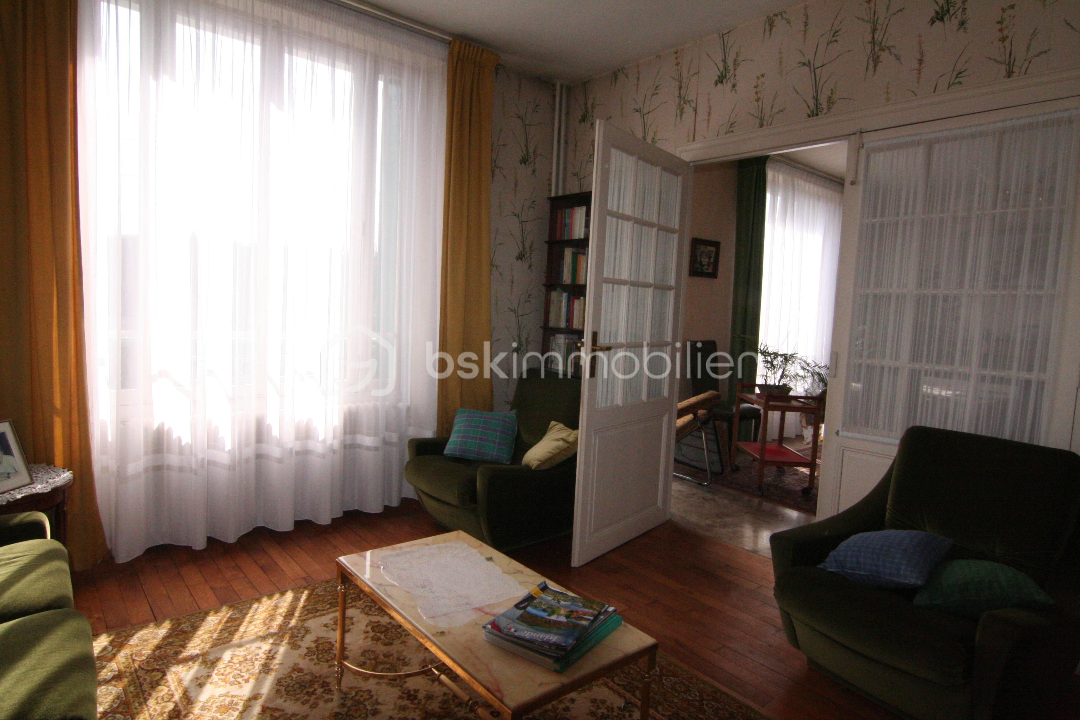 Maison ancienne de 123 m² - Salon b.JPG