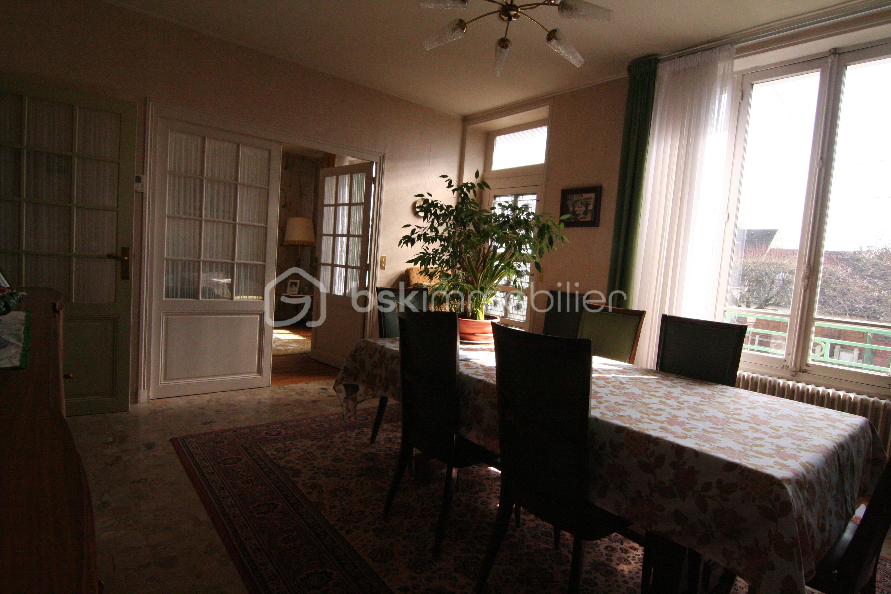 Maison ancienne de 123 m² - Salle à manger c.JPG