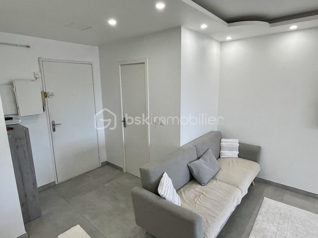 Appartement de 65 m² - 0Fzqk8TkT1OMEXHpRxgZew_thumb_2a7c.jpg