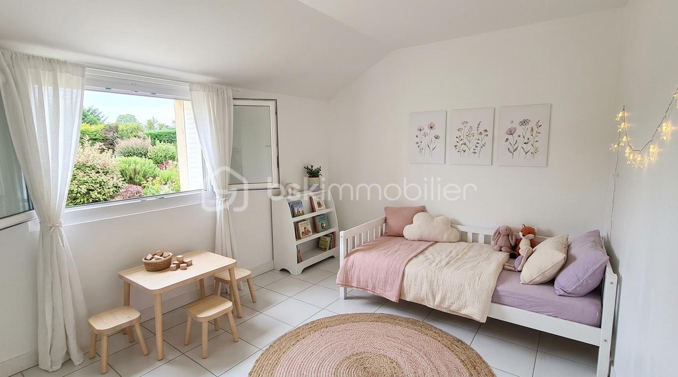 chambre rdc fille.jpg
