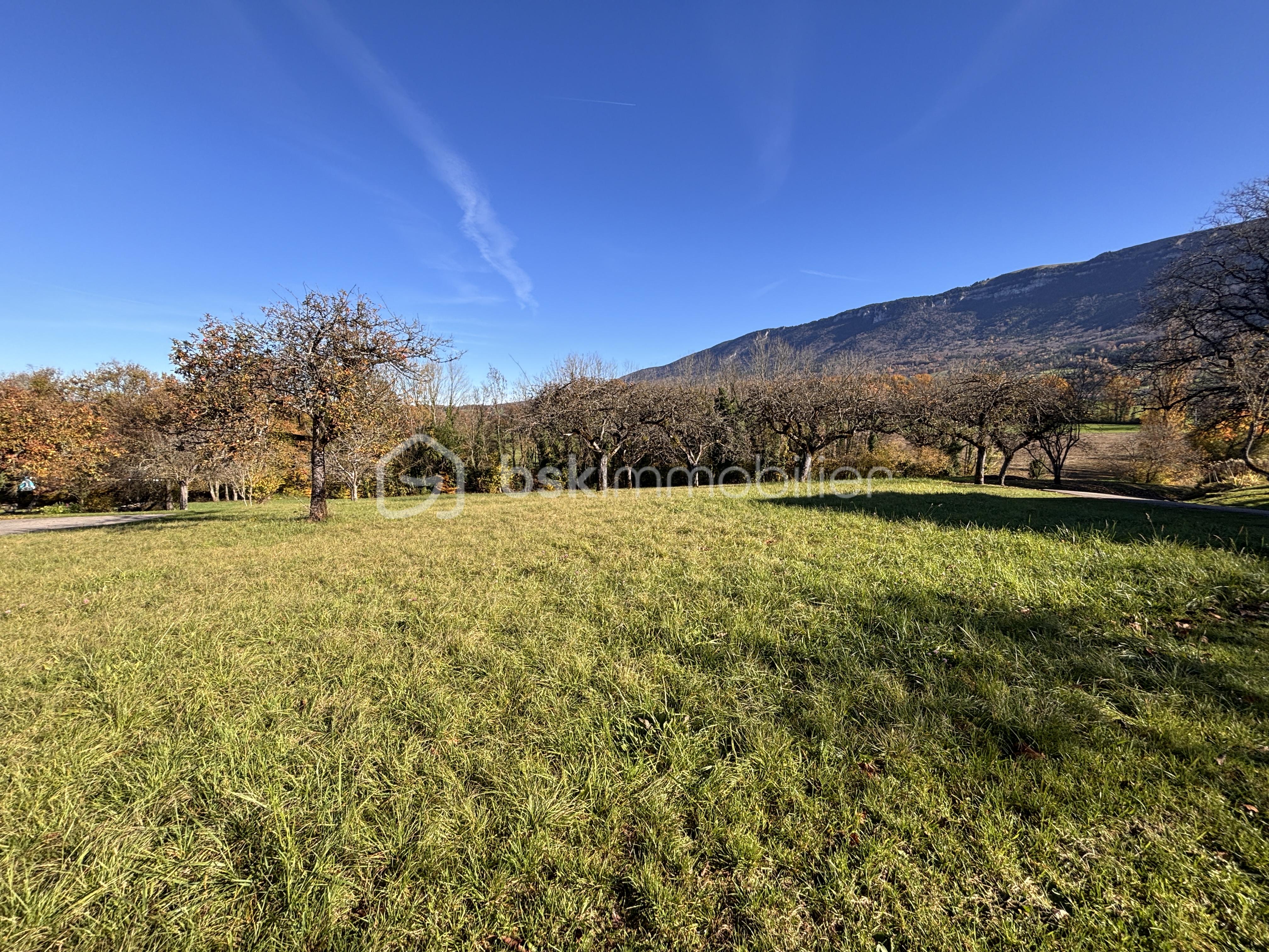 Terrain de 1 723 m²