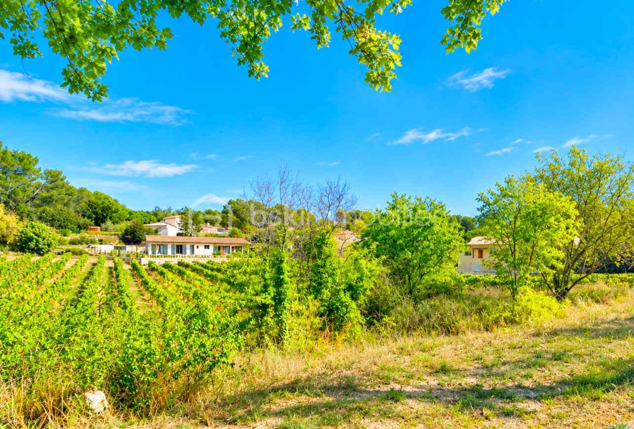 terrain-constructible-saint-antonin-du-var.jpg