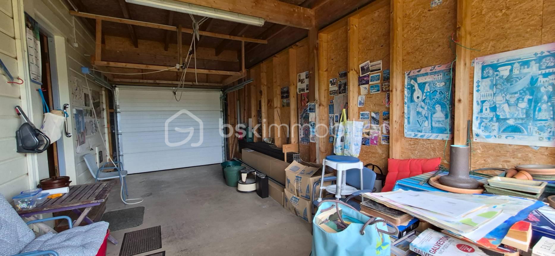 garage côté rue.jpg