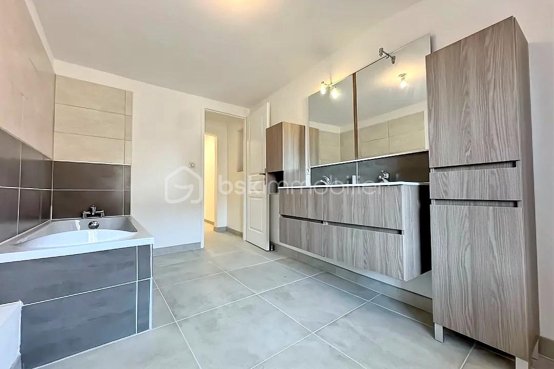 Maison de village de 117 m² - hoqi-8a5dbbc96668476c9ab557b77b8b7a06.JPG