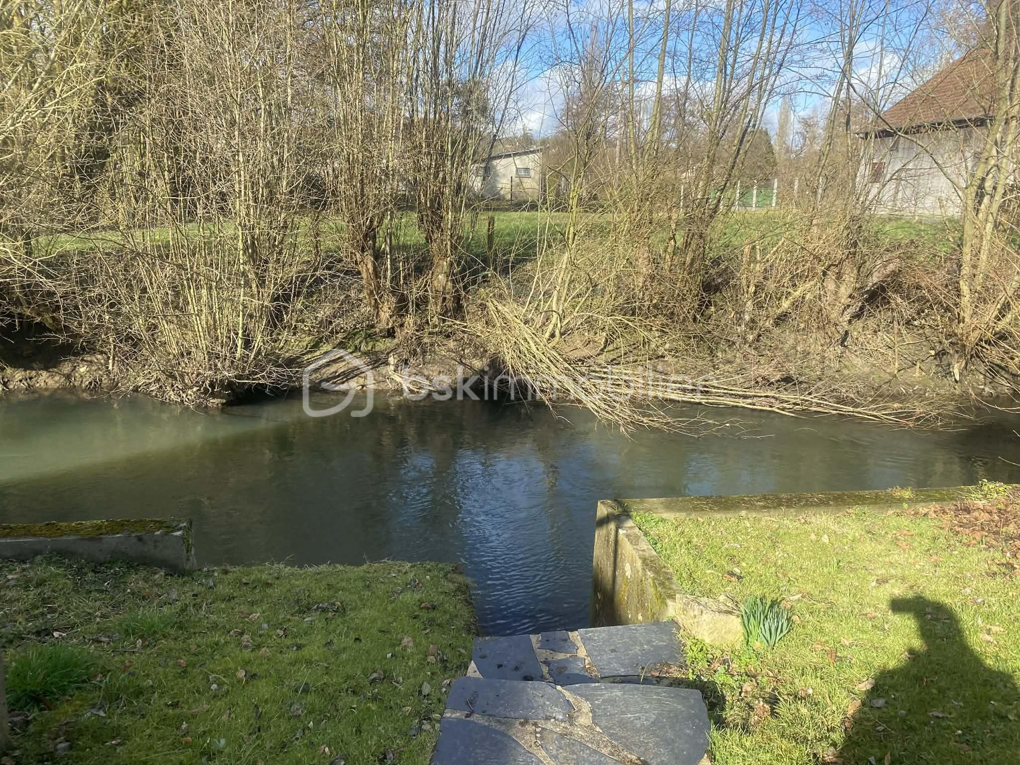 fe7fed78-49b5-4935-bed9-7c817f755360.jfif