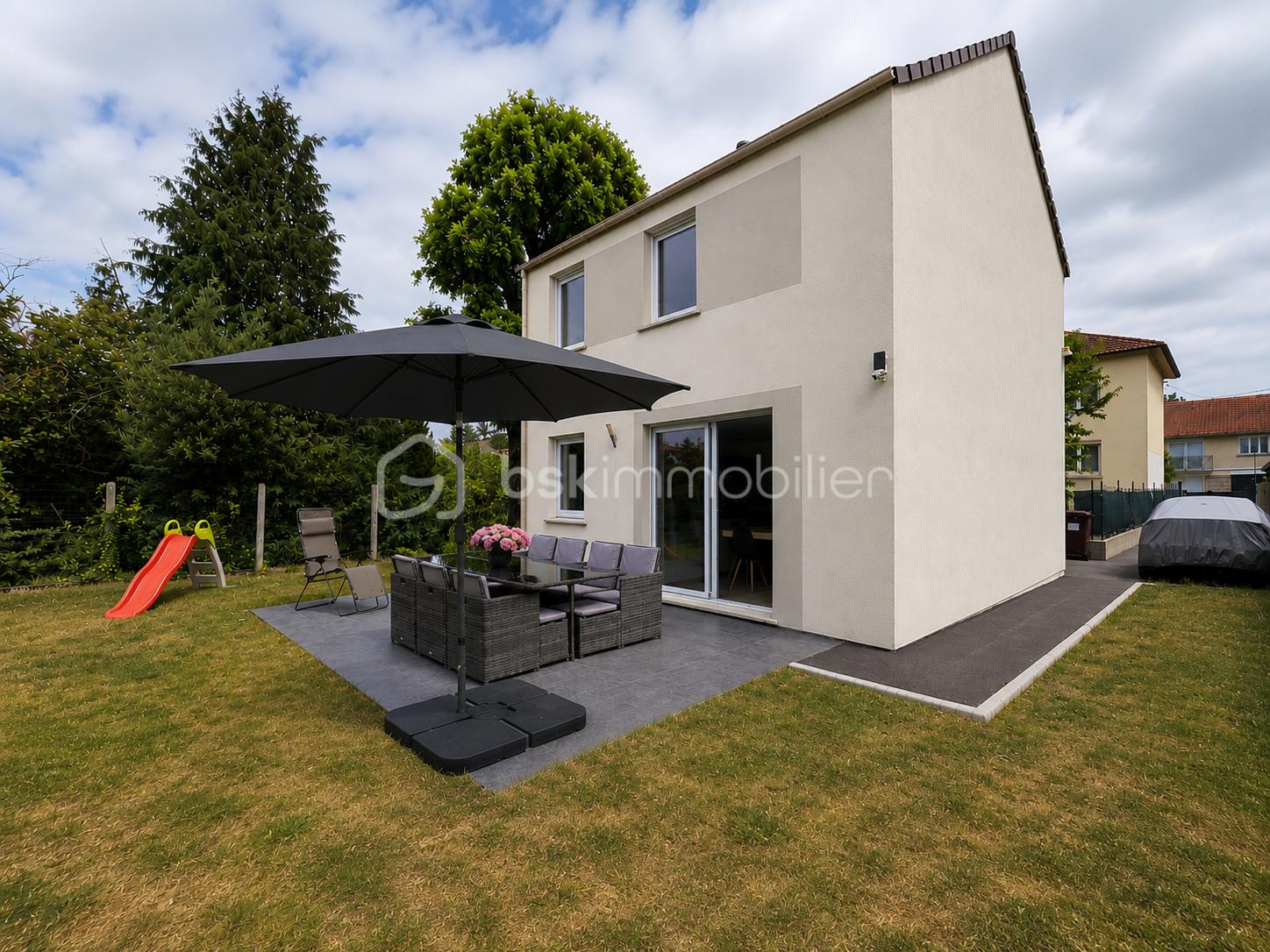 Maison 4 pièces 102 m² · à Montfermeil · 102 m² · 355 000 €