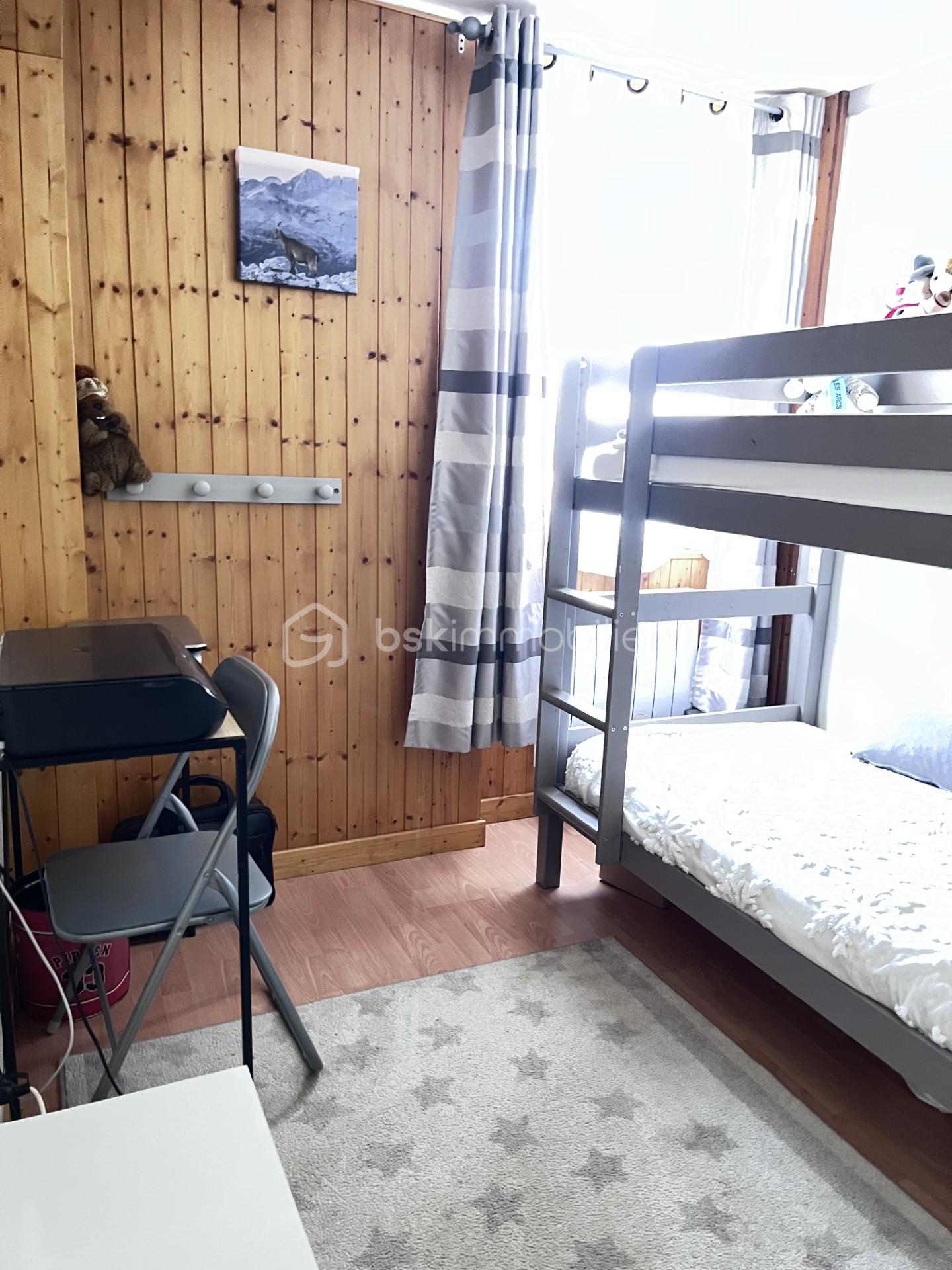 Appartement de 100 m² - 74b1d05a-70da-4b10-9654-db0c070016bb.jpg