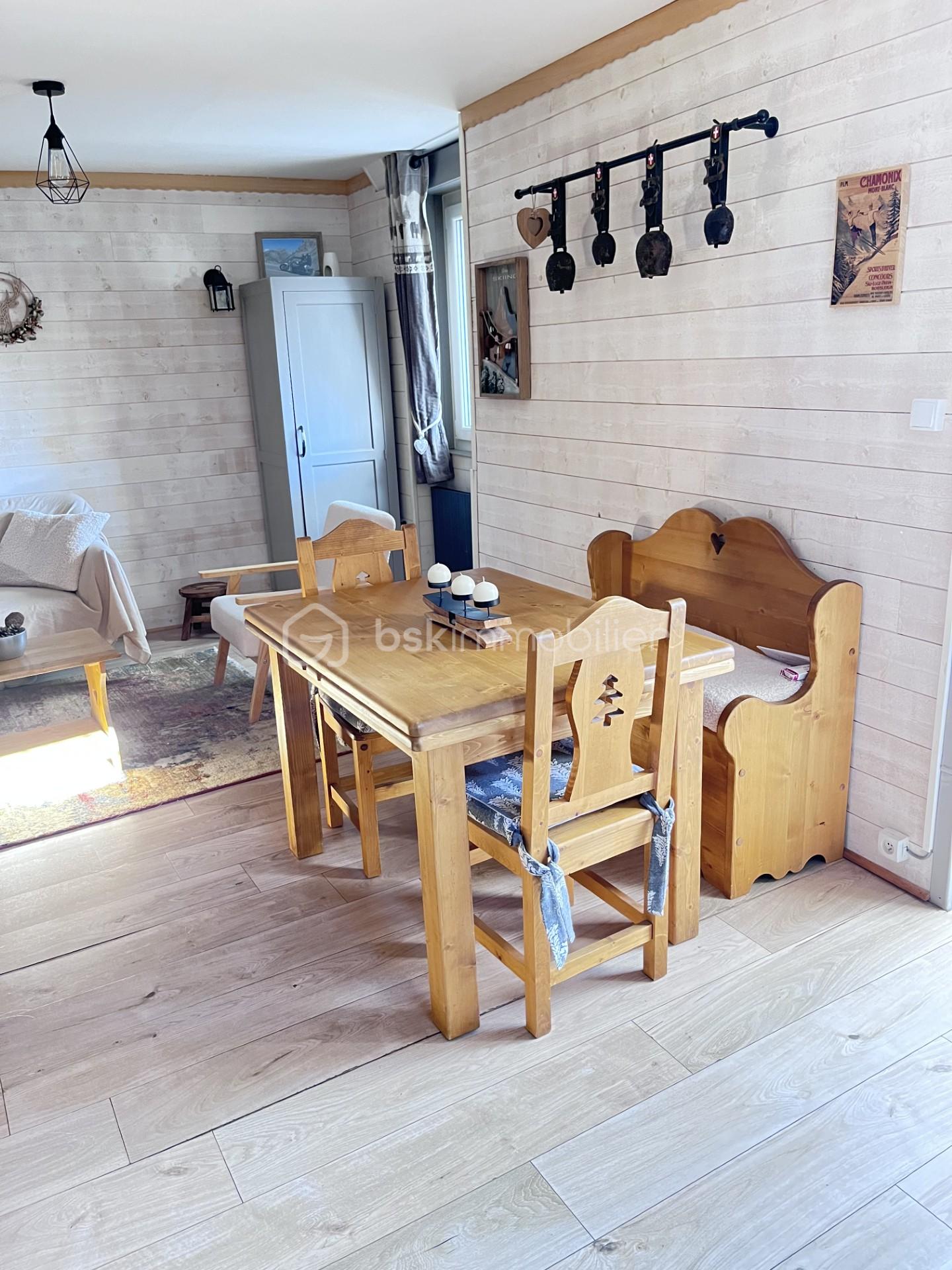 Appartement de 100 m² - 3ecf7842-3556-490c-b490-145a59c61c71.jpg