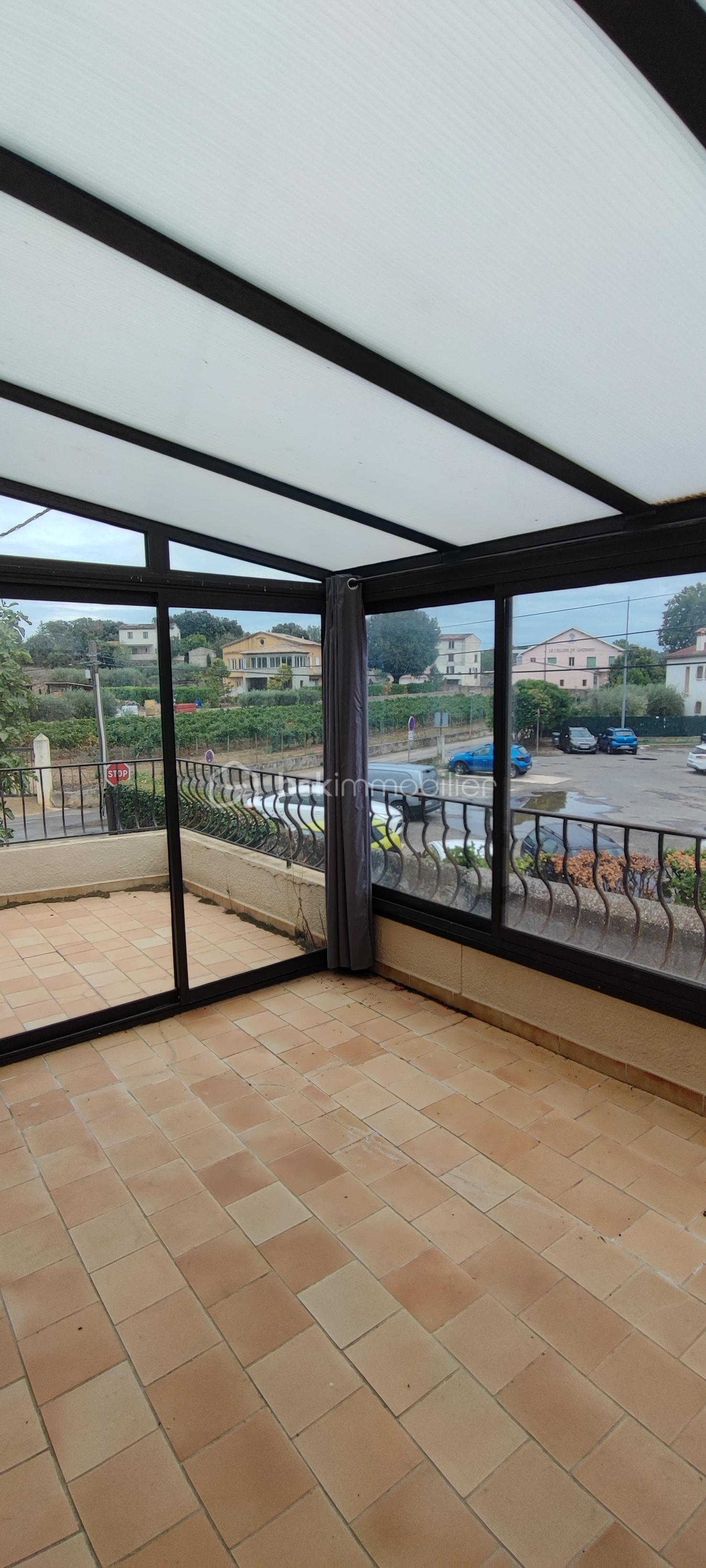lac veranda.jpg