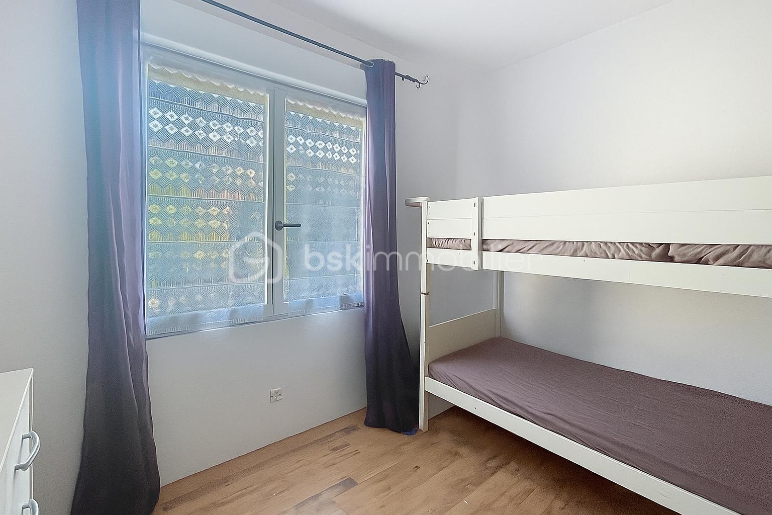 Maison de 53 m² - chambre ia.png