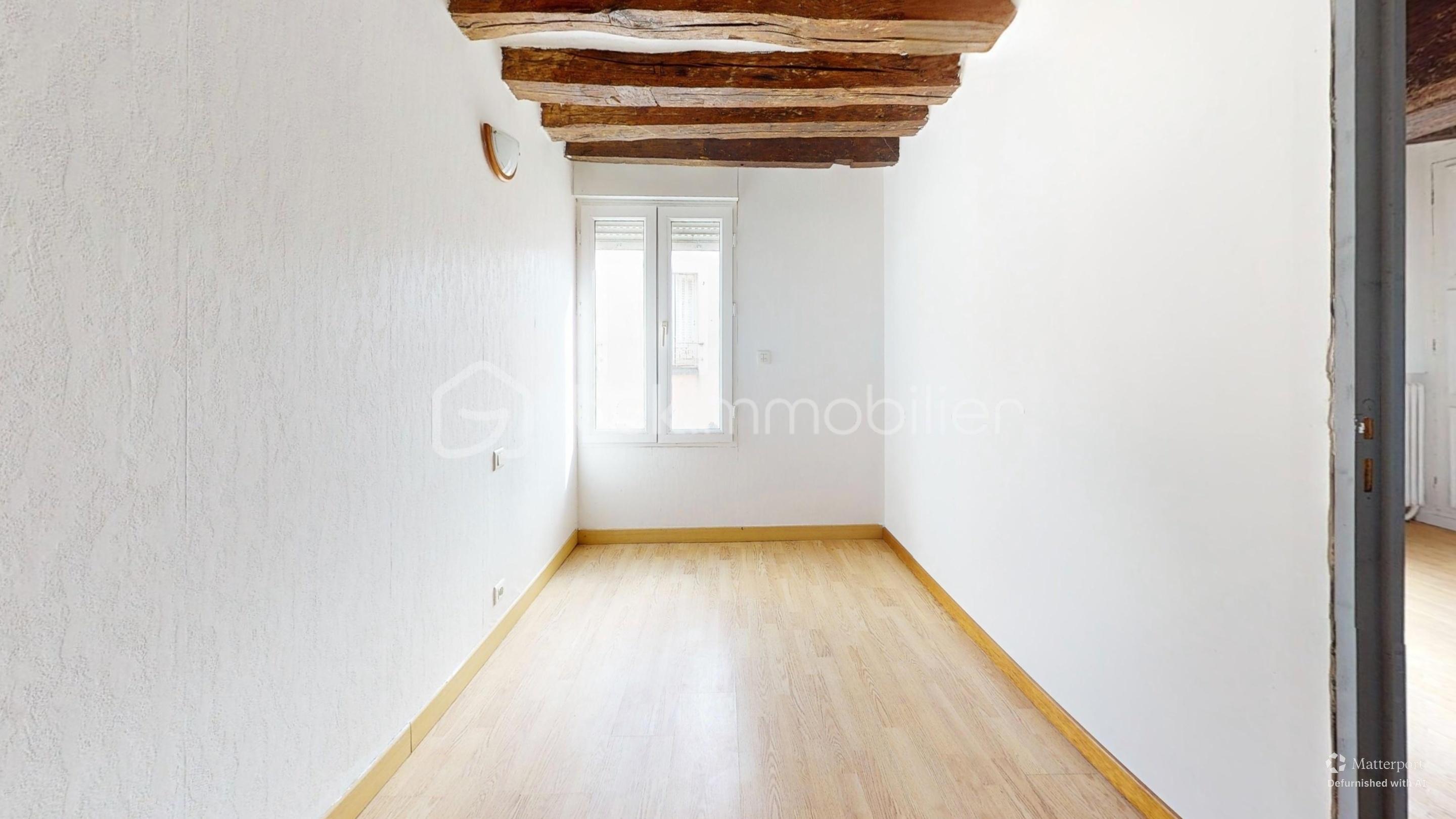 Maison de 150 m² - Immeuble-Bedroom-Defurnished 2.jpg