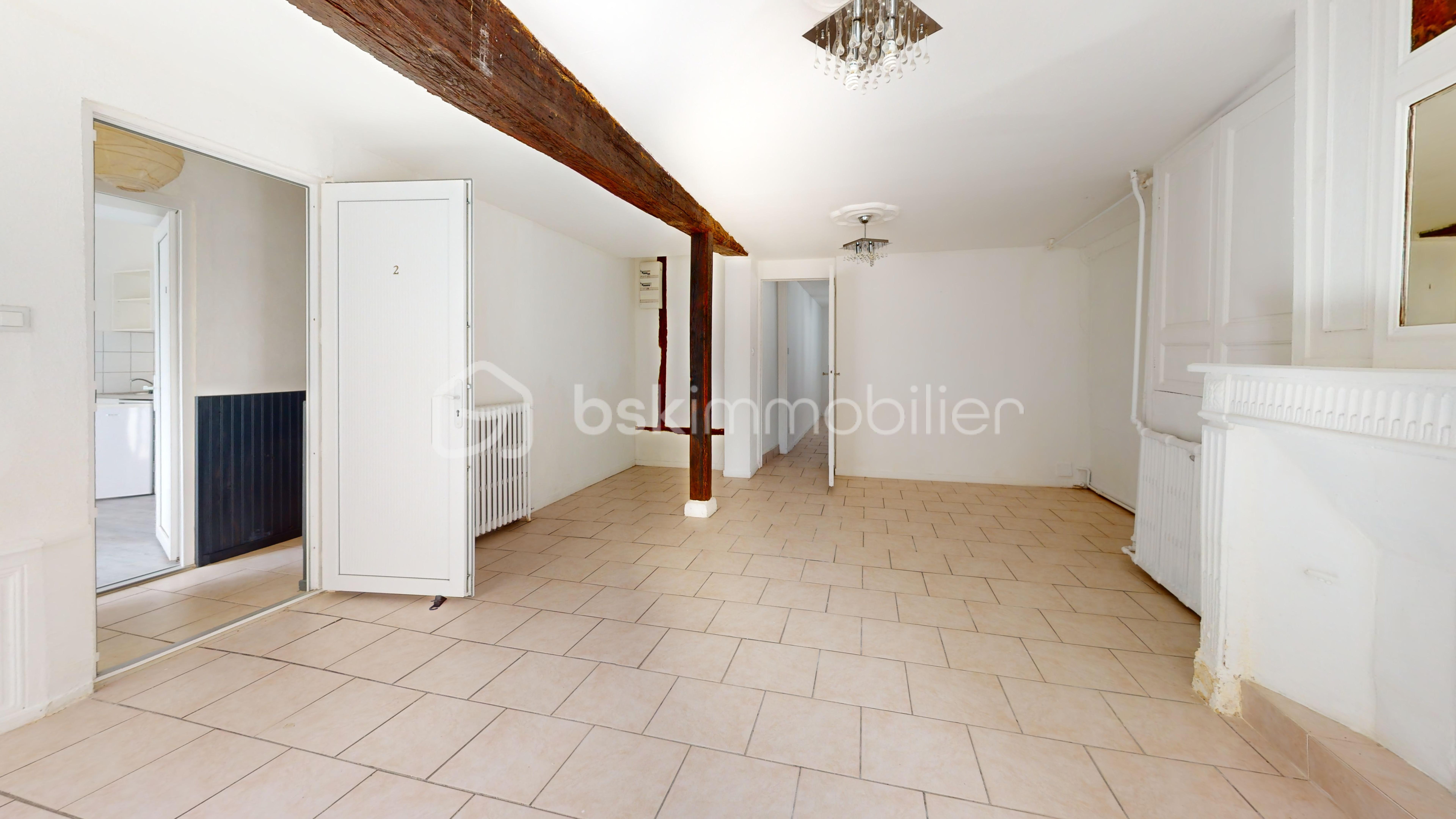 Maison de 150 m² - Immeuble-Living-Room 1.jpg