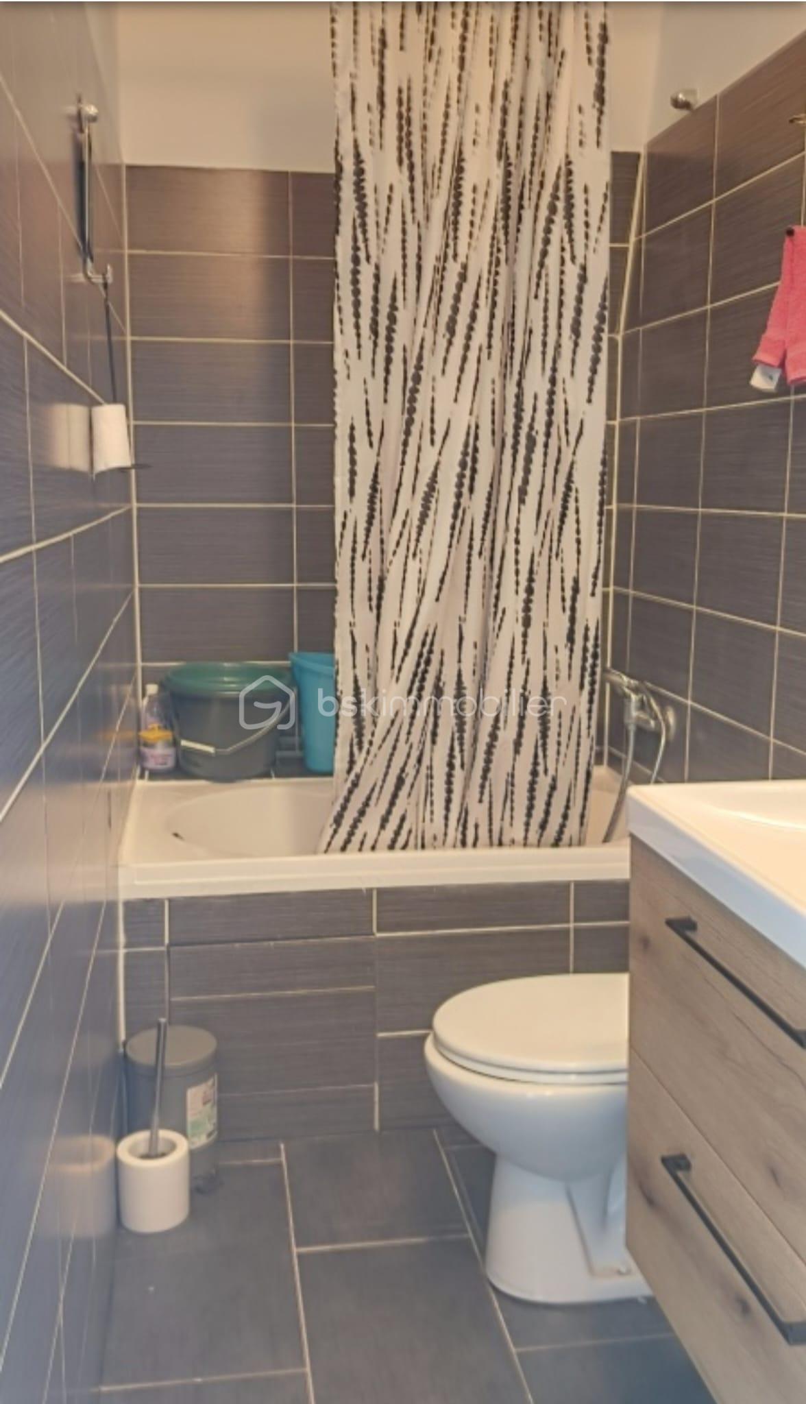 SALLE DE BAIN.jpg