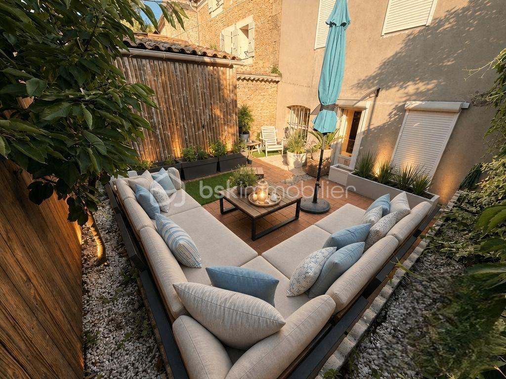 bord_de_mer-outdoor_terrace-gepetto-Photoroom.jpg