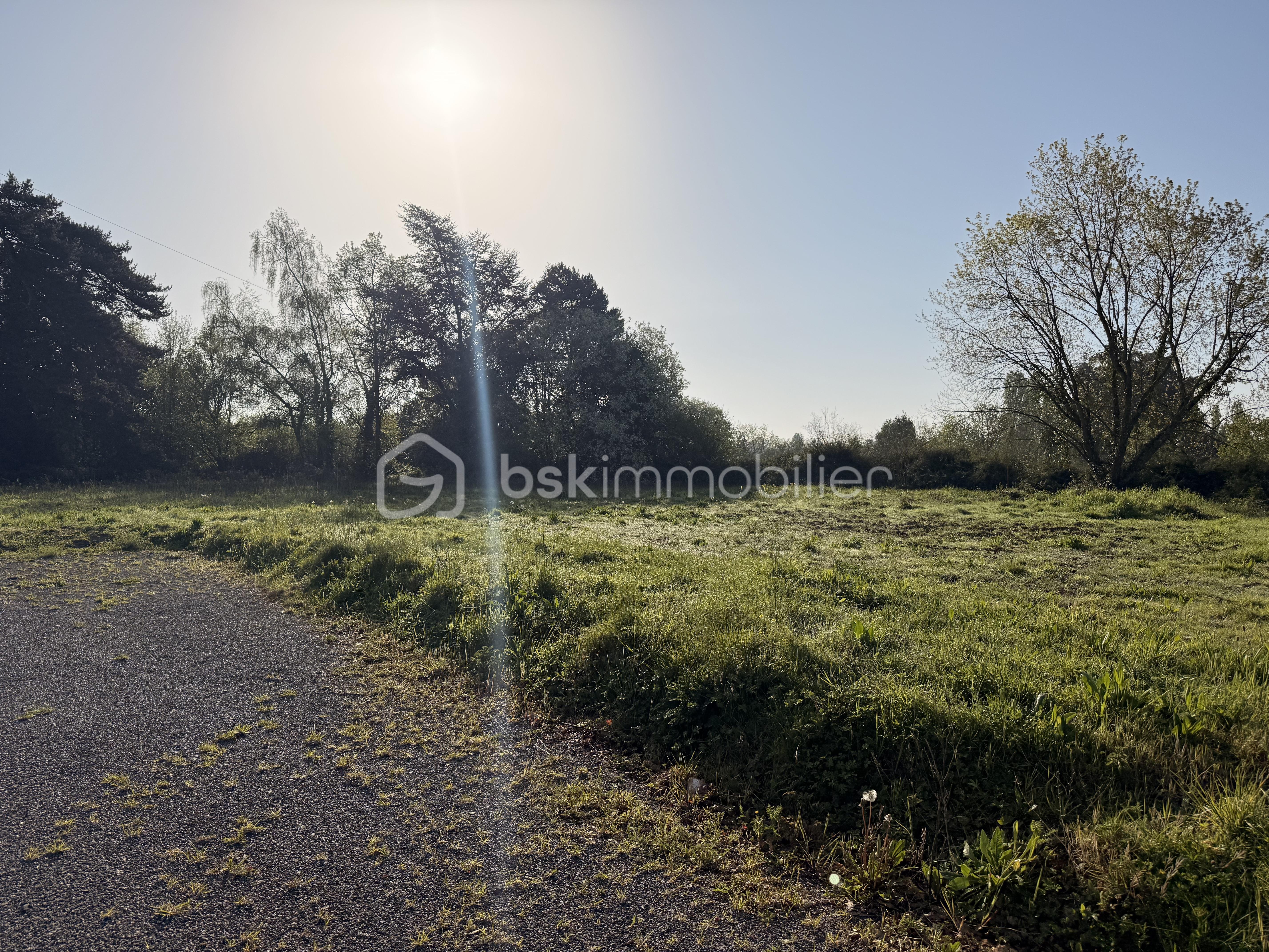 Terrain 725 m² · à Rennes · 725 m² · 309 278 €
