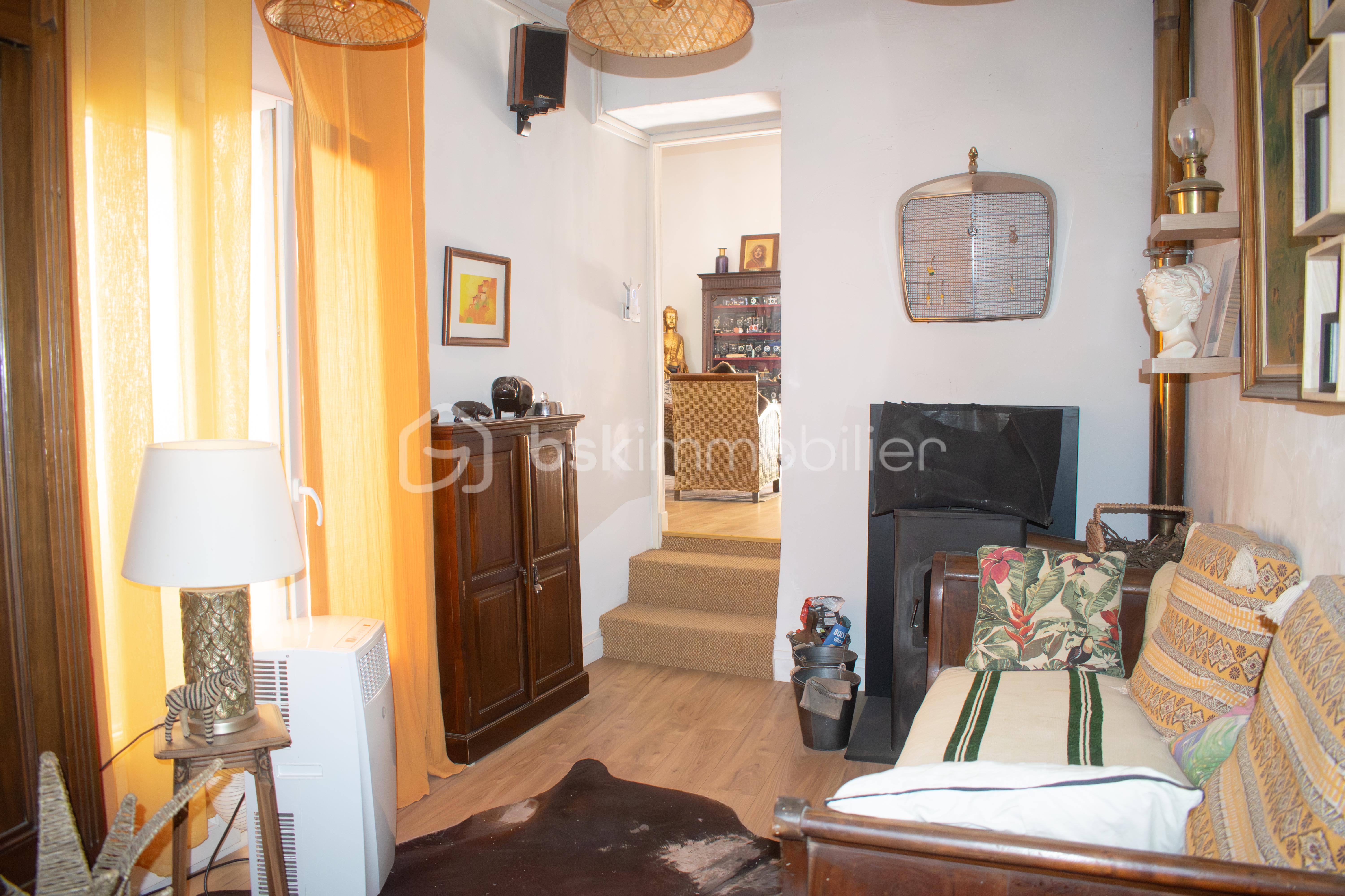 Maison de village de 130 m² - salon--3.jpg