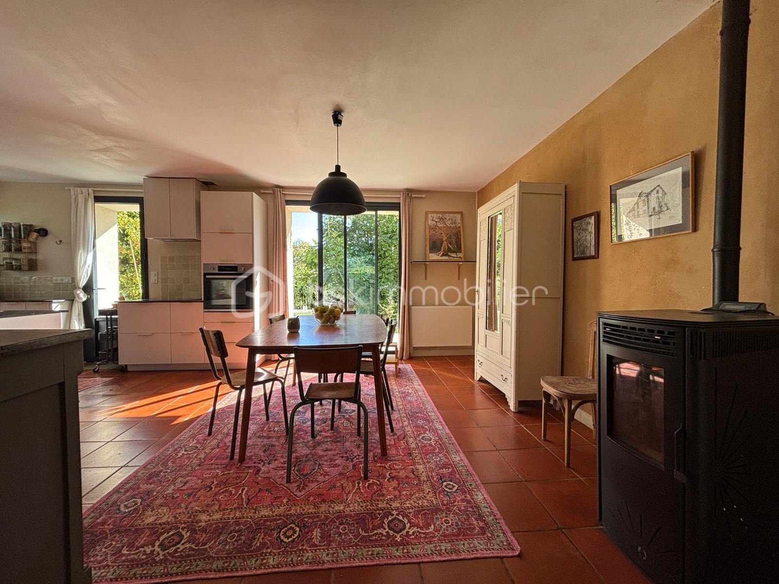 Maison en pierre de 110 m²