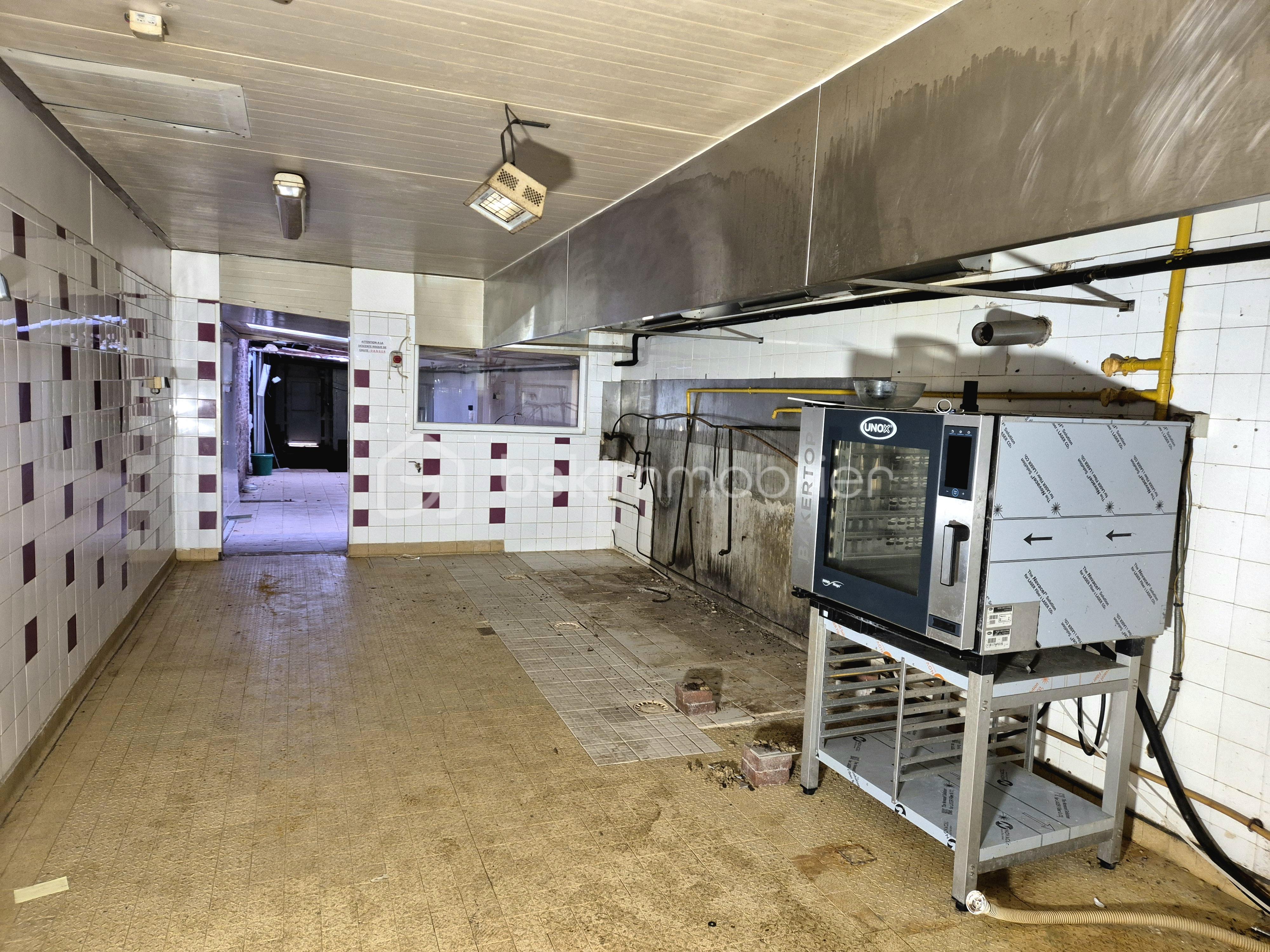 Immeuble de 385 m² - 20251217_155257.jpg