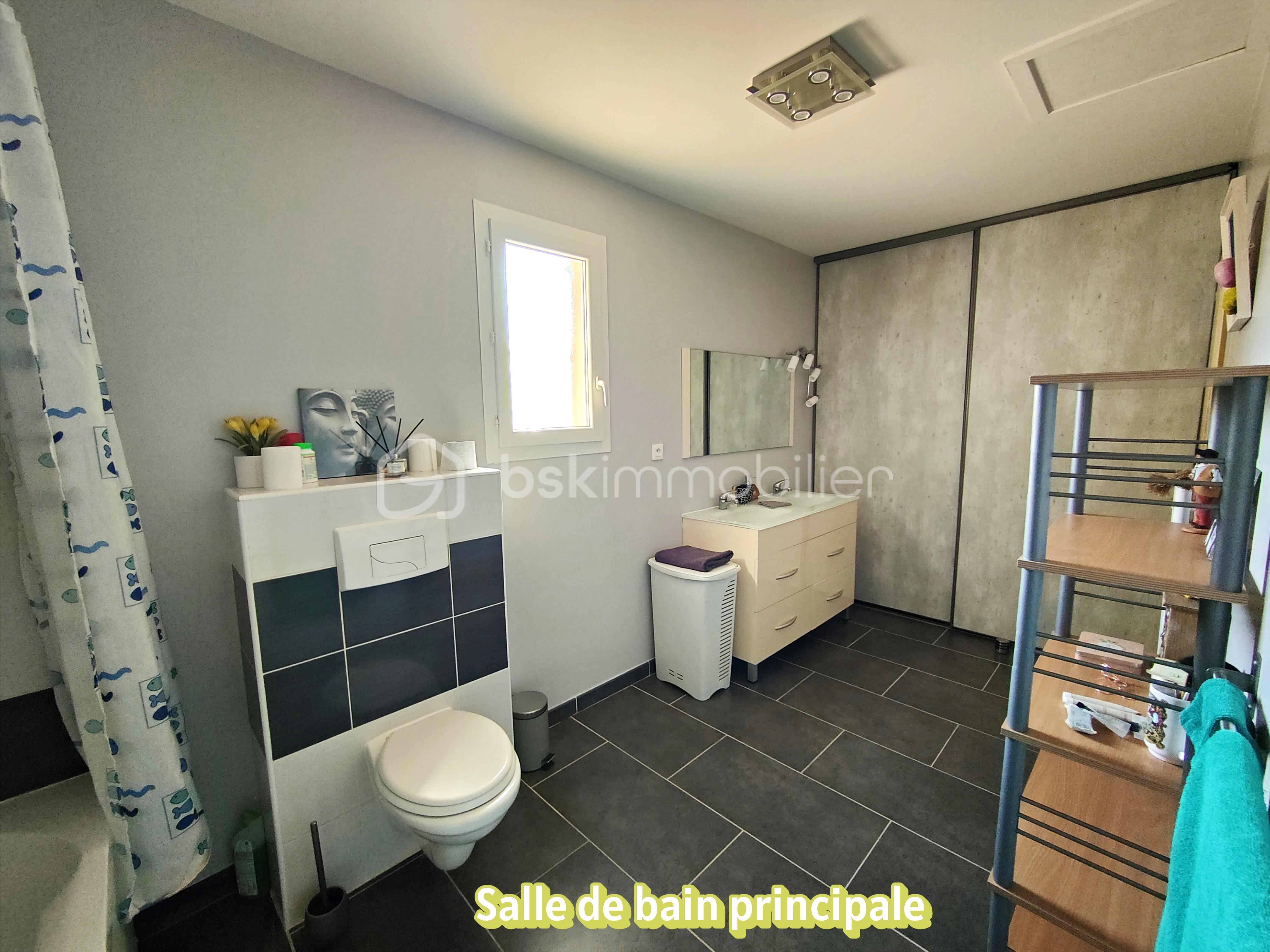 Villa de 165 m² - salle de bain.JPG
