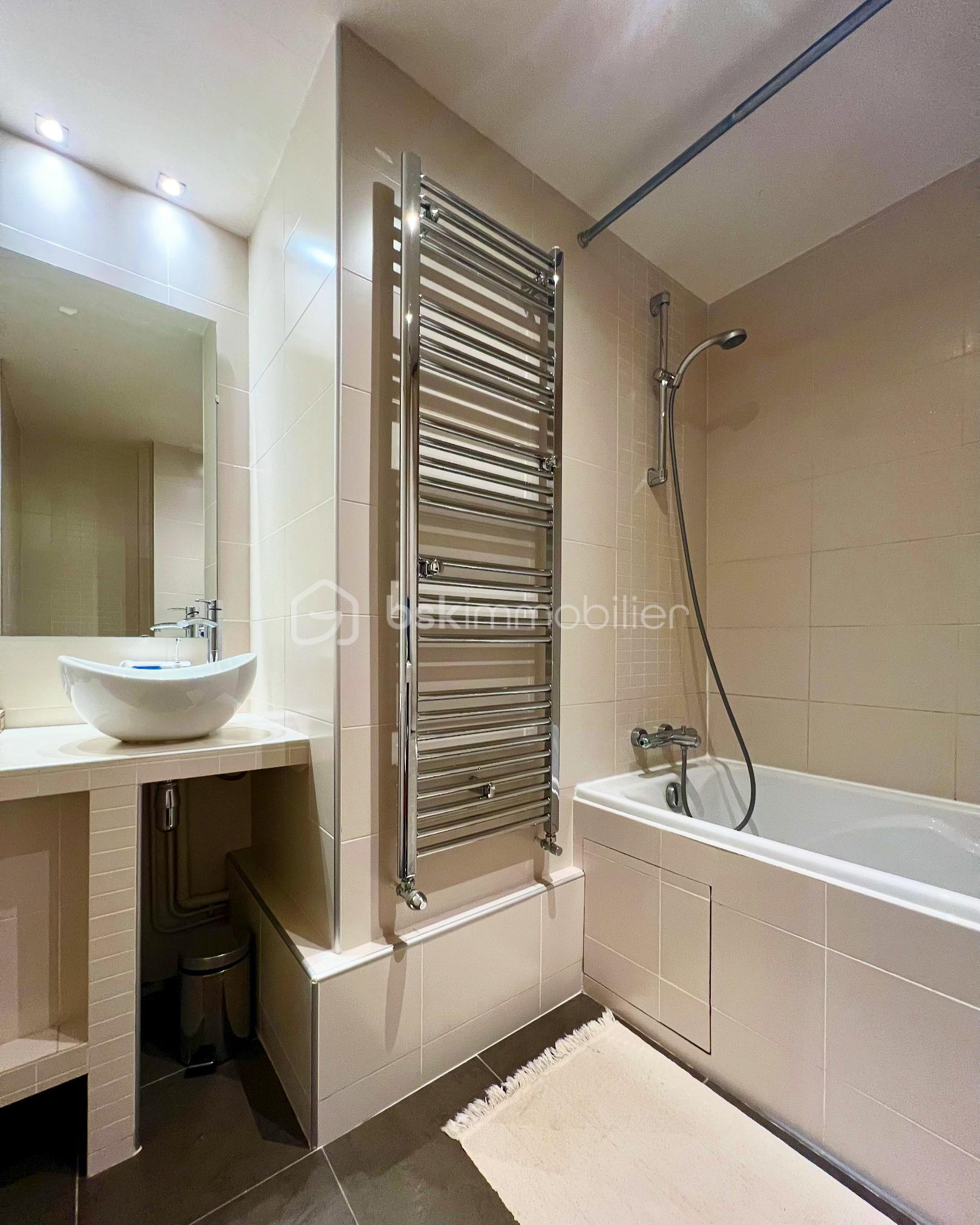 Appartement de 49,15 m² - Sdb 1.JPG