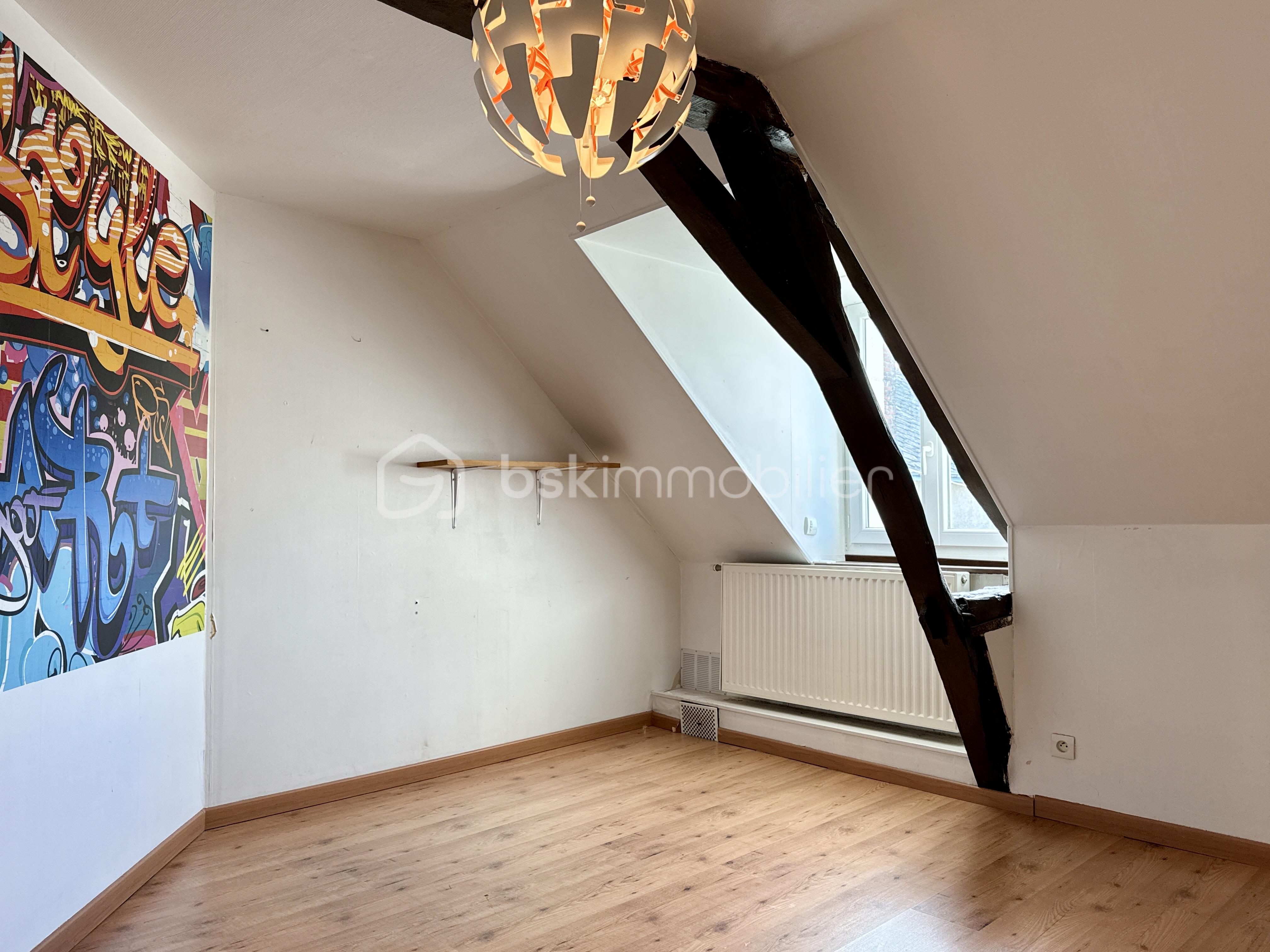Maison longere de 193 m² - chambre 2.jpg