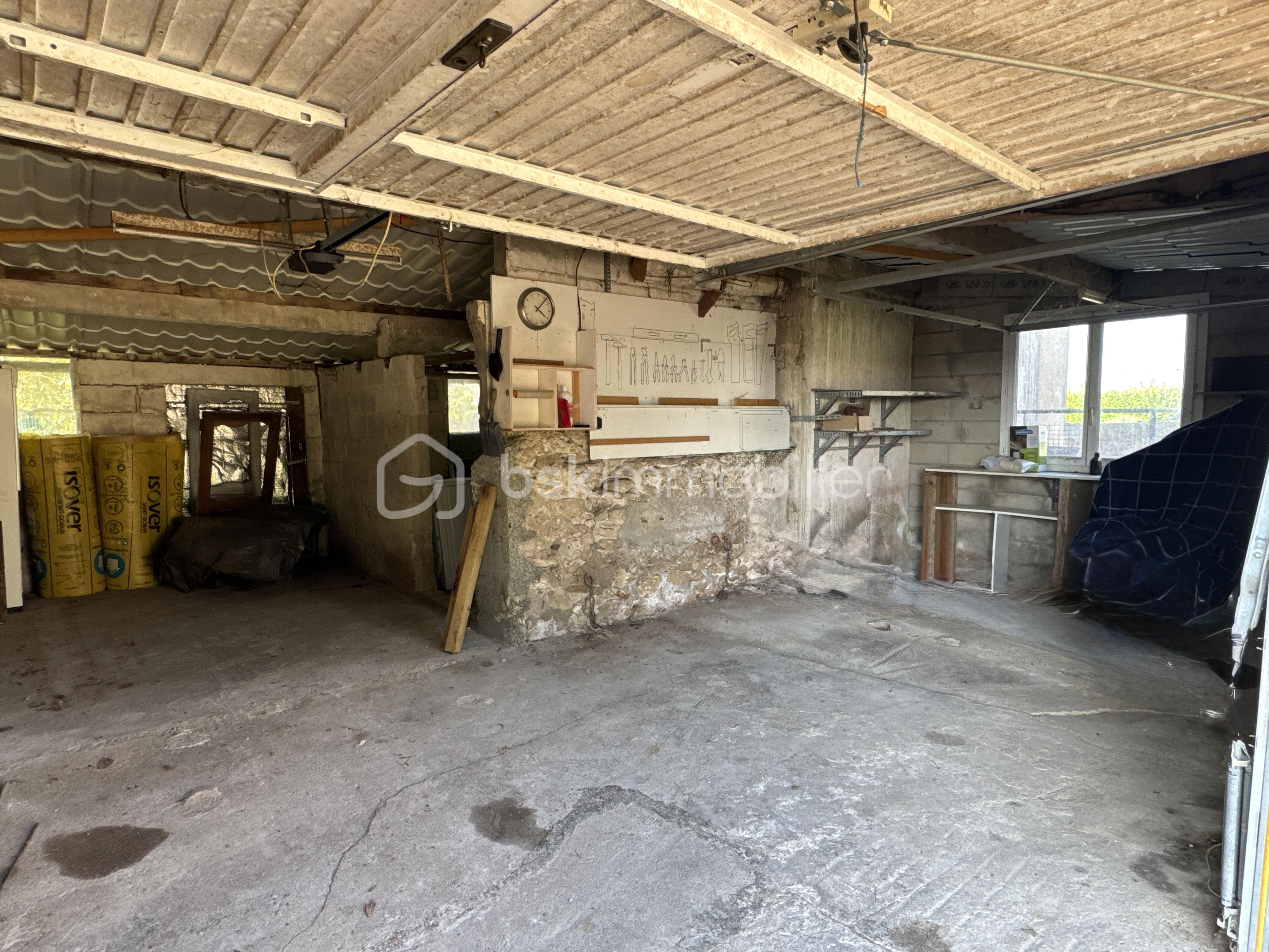 Maison longere de 193 m² - atelier.jpg