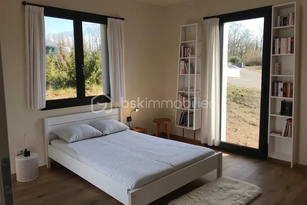 hoqi-photo - 2026-02-27T183148.584.jpg