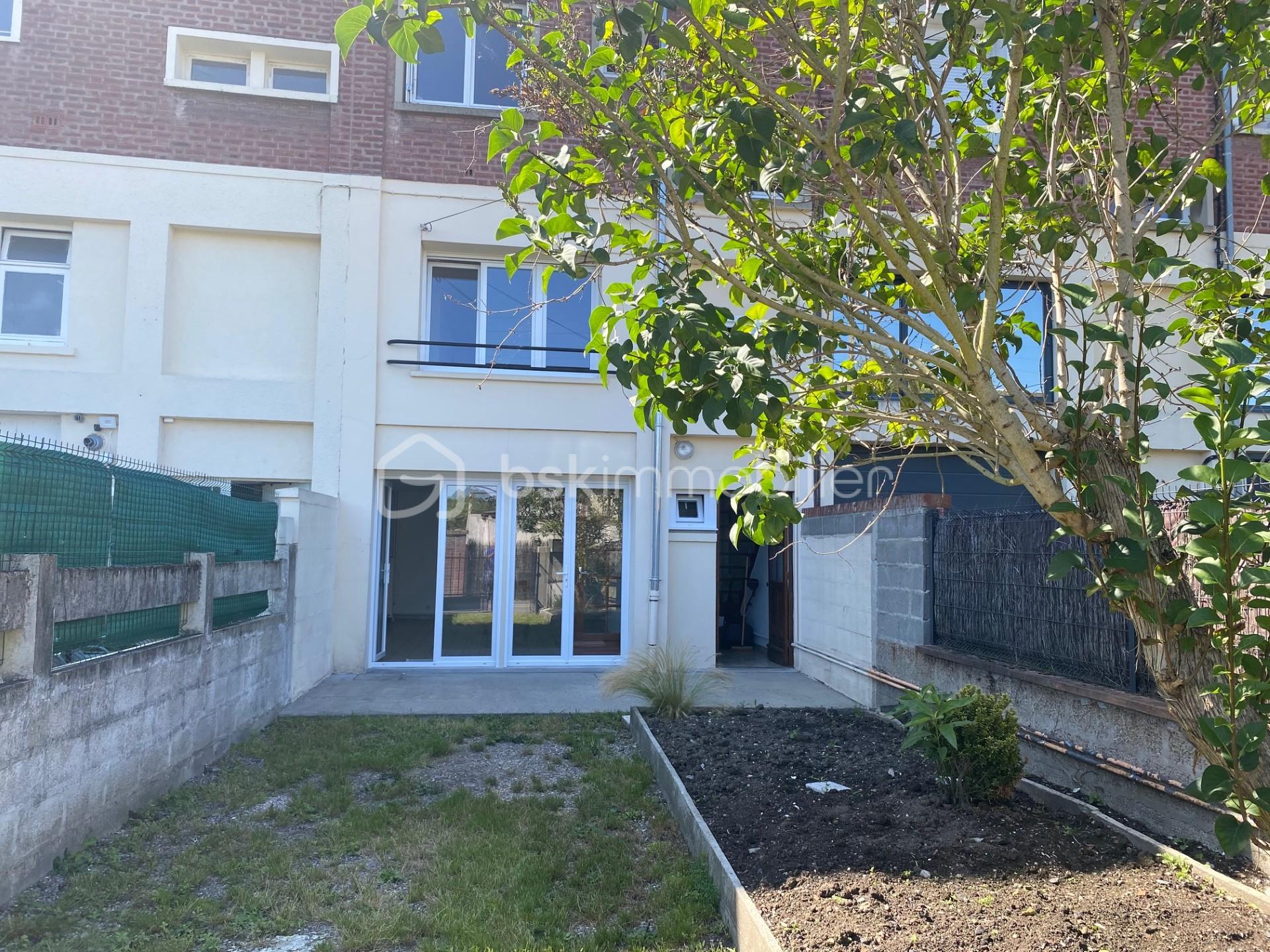 Immeuble de 132 m² - thumbnail_IMG_0103.jpg