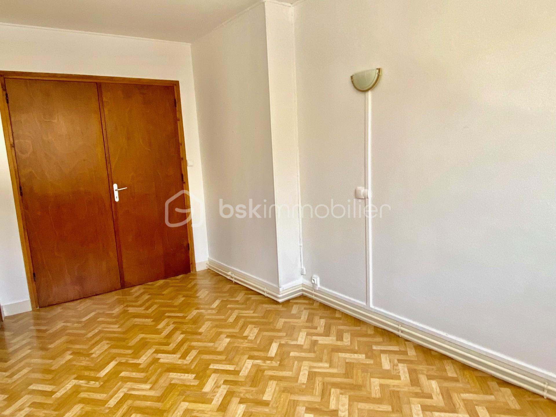 Immeuble de 132 m² - thumbnail_IMG_0061.jpg