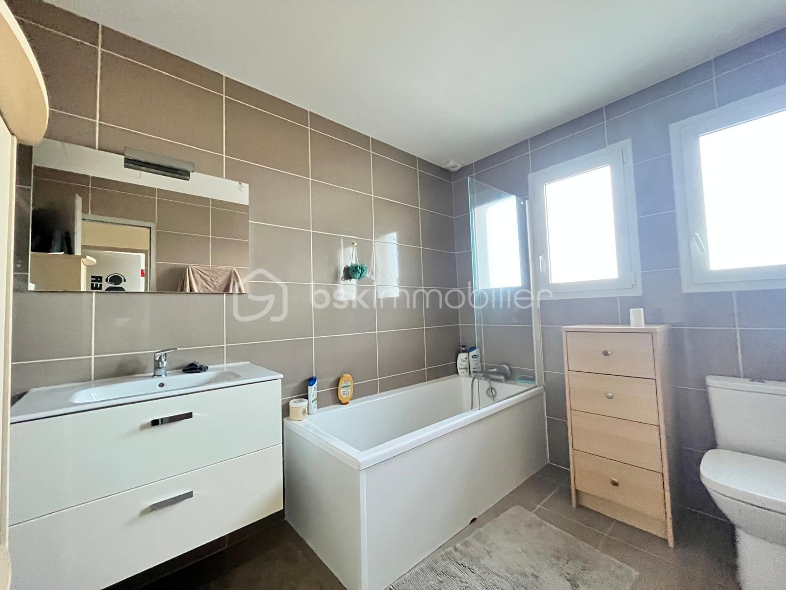 Maison de ville de 95 m² - WhatsApp Image 2026-01-28 at 16.46.25 (1).jpeg