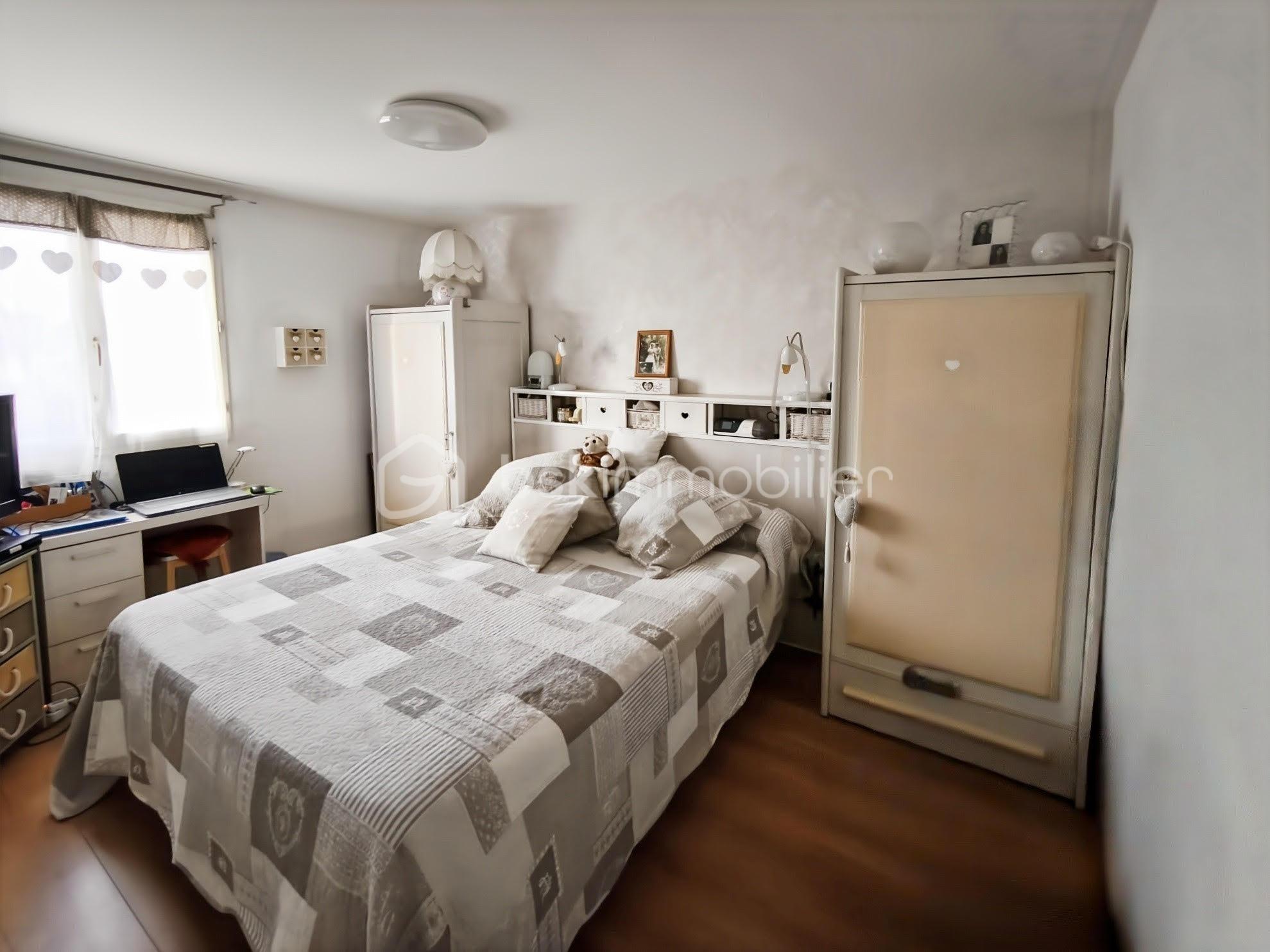 Maison de 84,04 m² - chambre 1.jpg