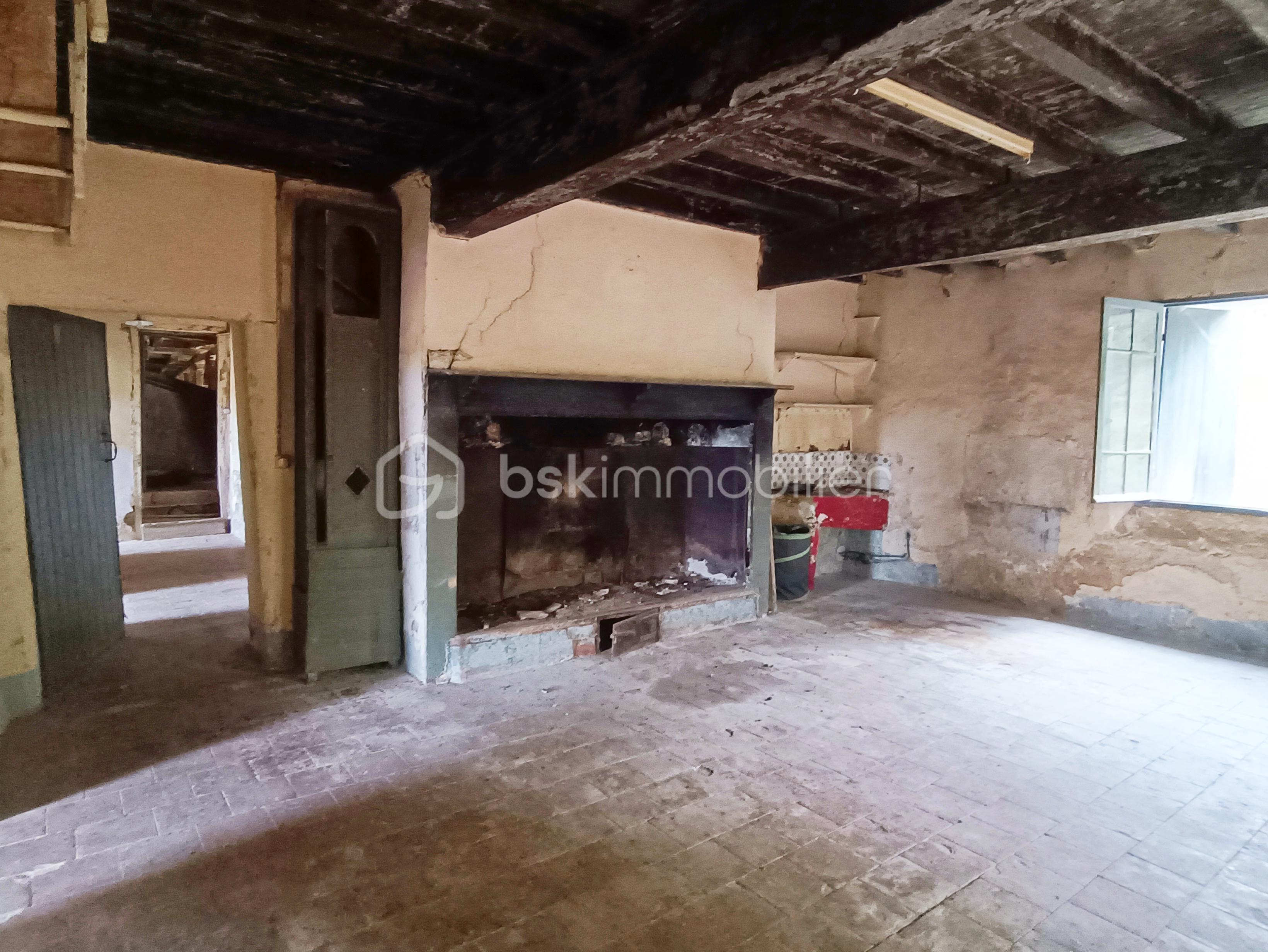 maison_entre_lectoure_agen_astaffort_renovation _huose_for_sale_gers_gascony_renovation_project_cesar_carvalho_best_frensh_realsate_agent (9).jpg