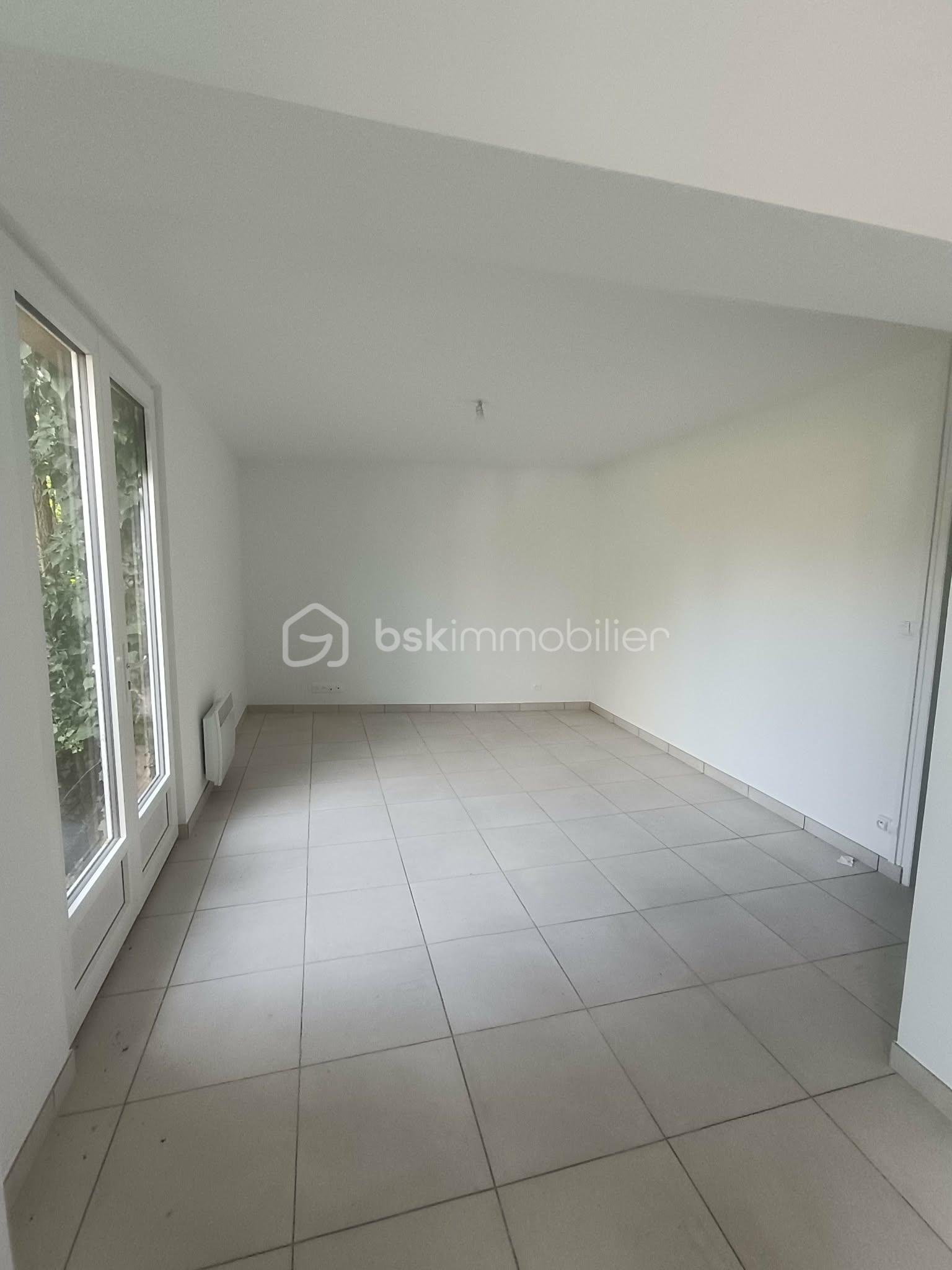 Maison traditionnelle de 88 m² - ba230898-b243-4ce2-9b58-b2275ac50ce9.jpg