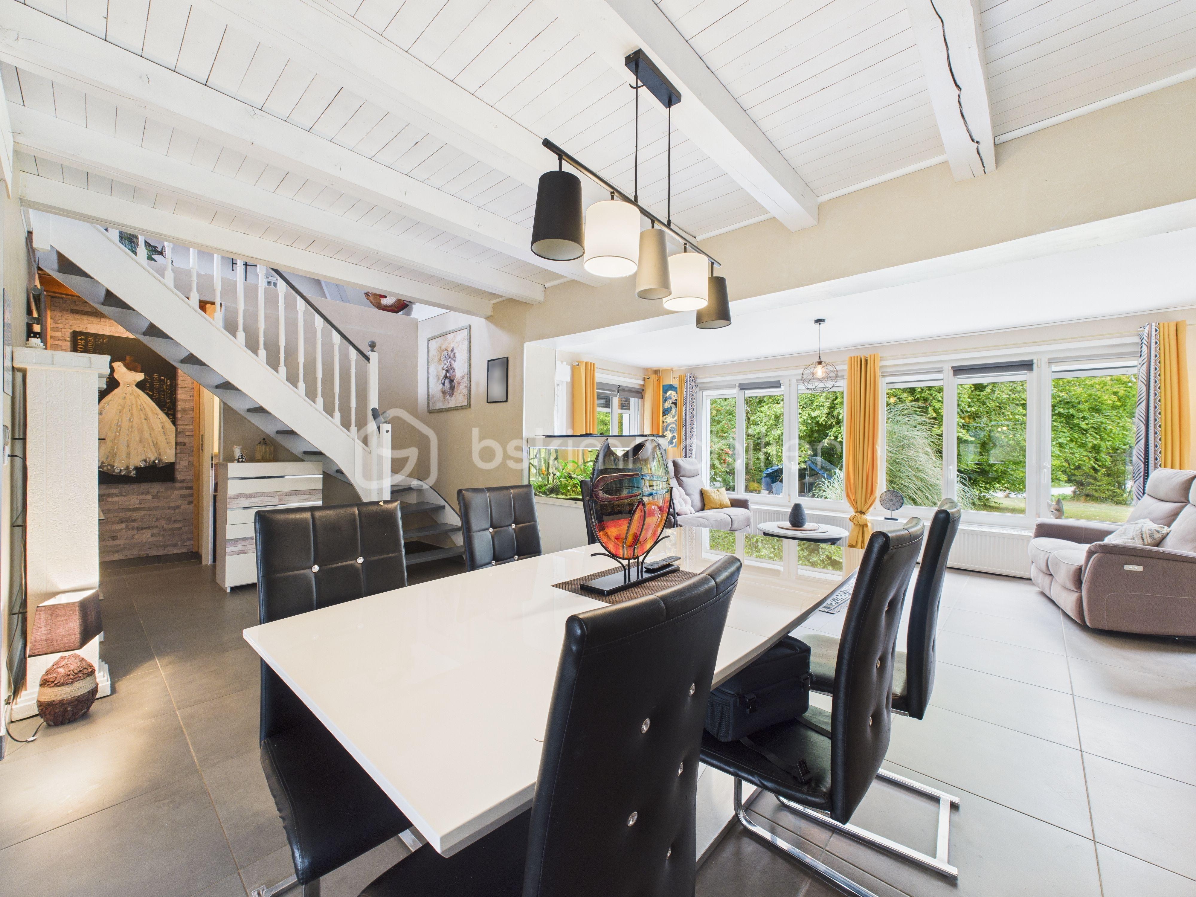 Maison de 183,69 m² - CAM04867G0-PR0017-STILL009.jpg