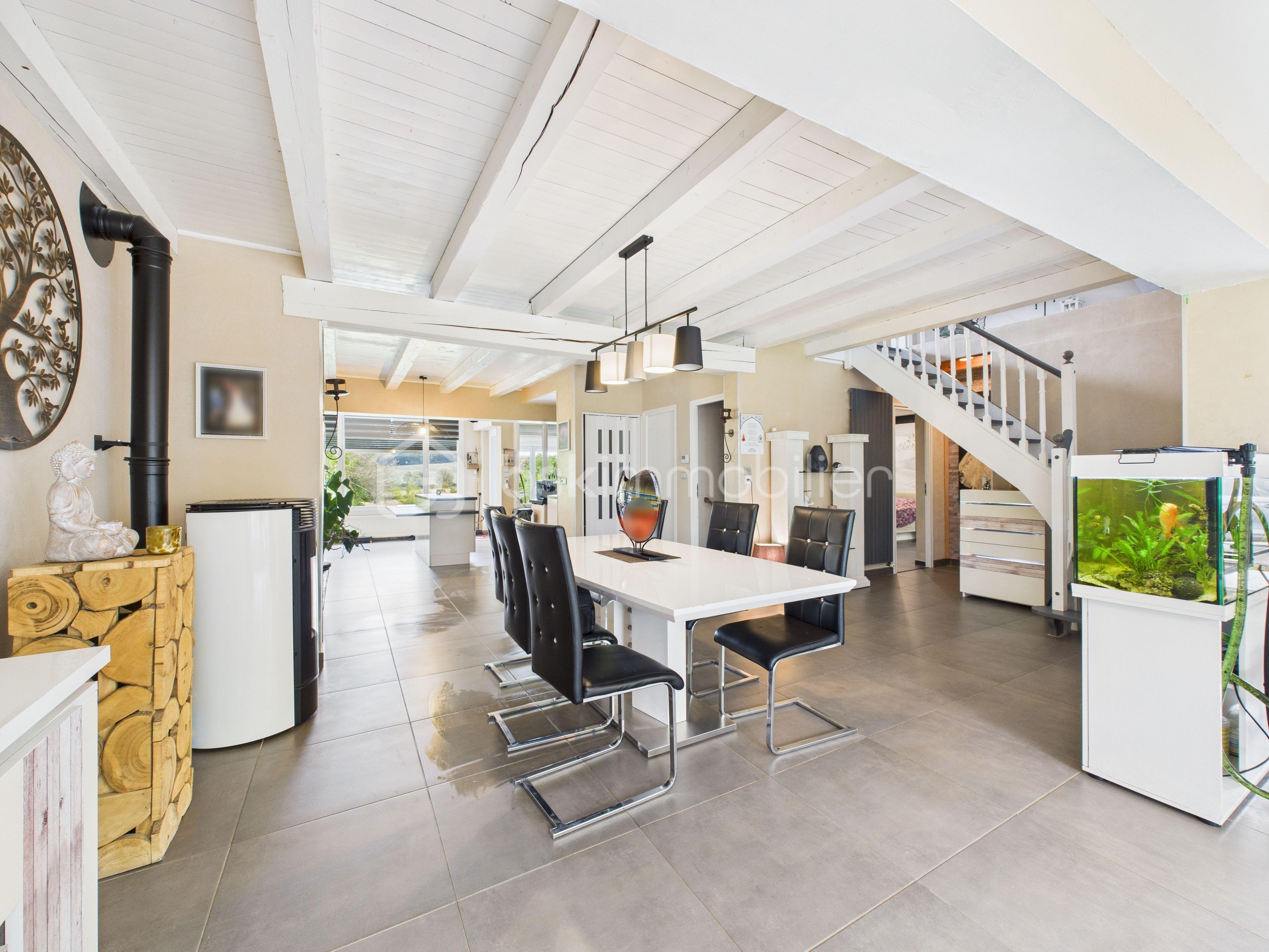 Maison de 183,69 m² - CAM04867G0-PR0017-STILL004.jpg