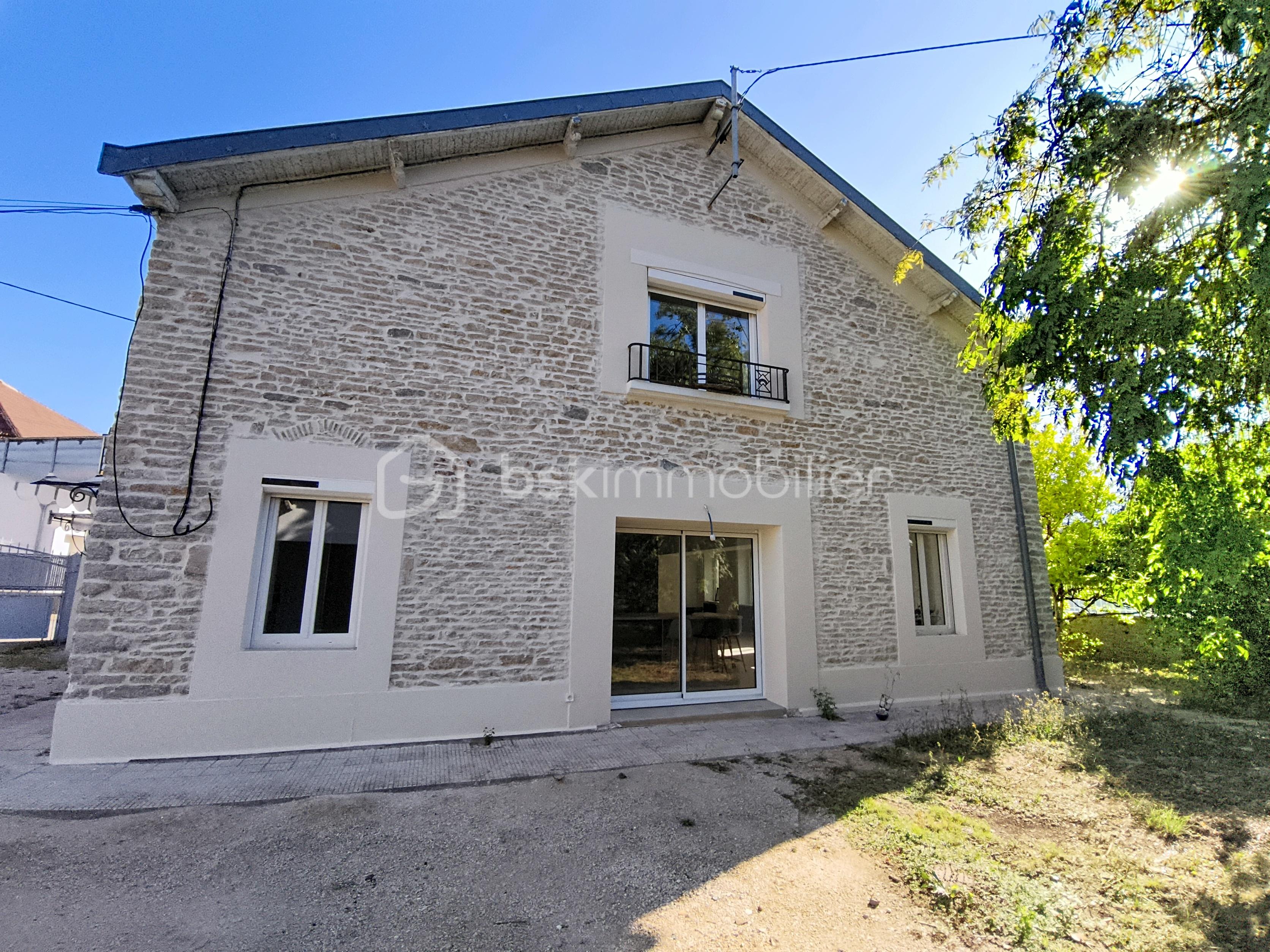 Maison 6 pièces 217 m² · à Aiserey · 217 m² · 452 000 €