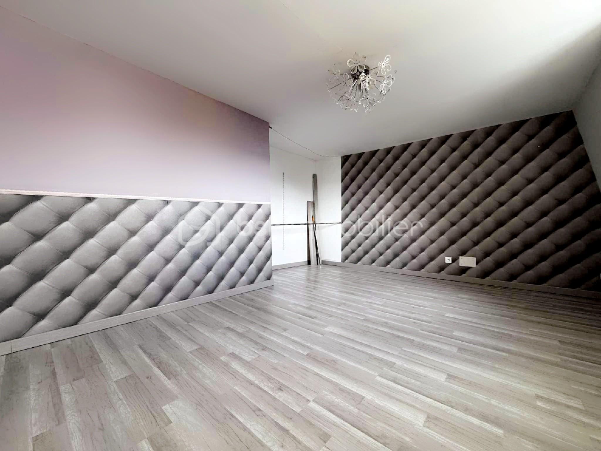 Maison de ville de 107 m² - chambre 2.jpg