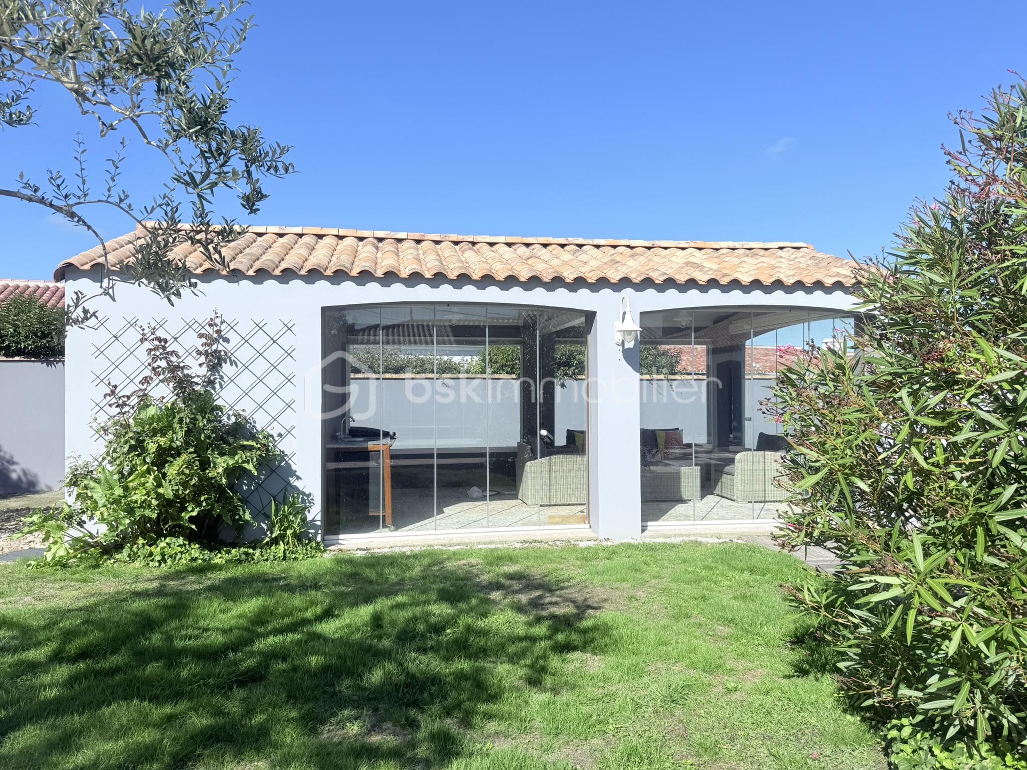 Villa de 230 m² - cuisine ete.JPEG