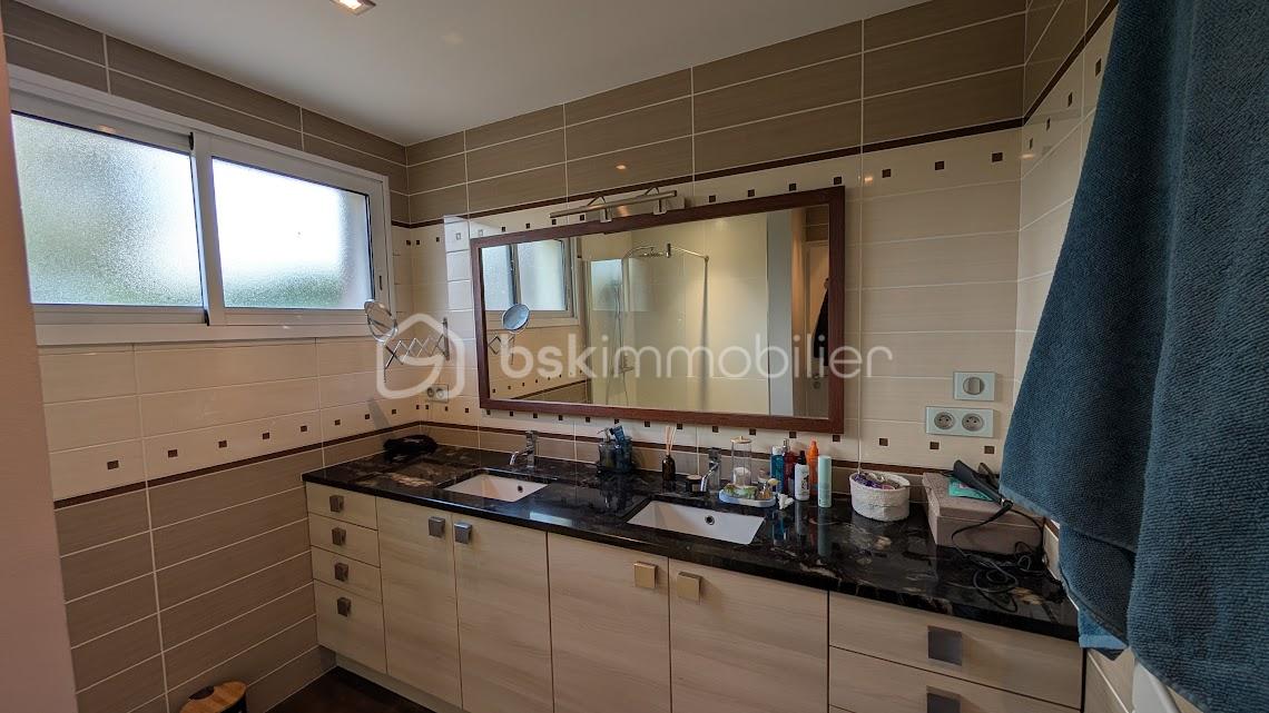Maison de 183 m² - lemoigne sdb.jpg