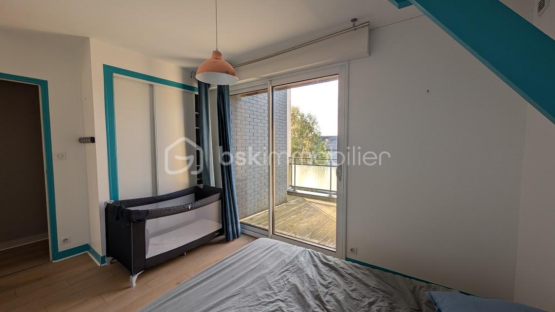 Maison de 183 m² - lemoigne chambre balcon.jpg