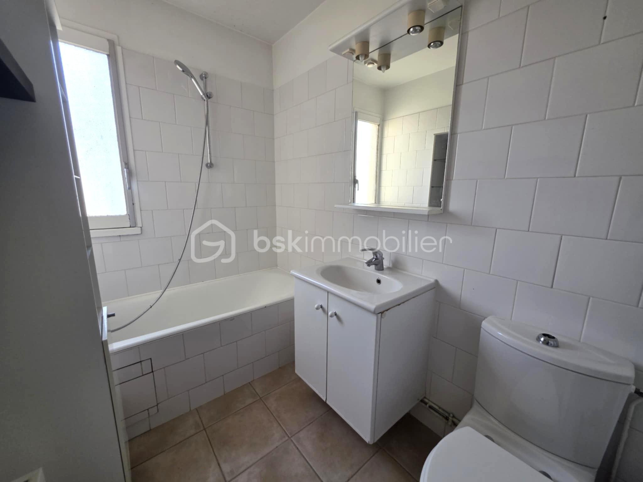 Appartement de 44 m² - sdb.jpg
