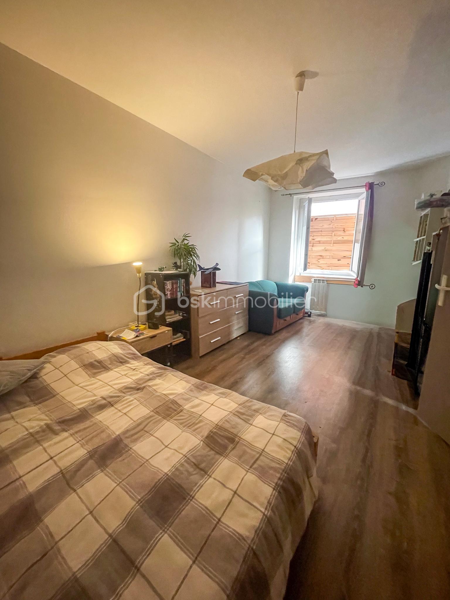 Appartement de 134,90 m² - Aubenas Gambetta-02.jpg