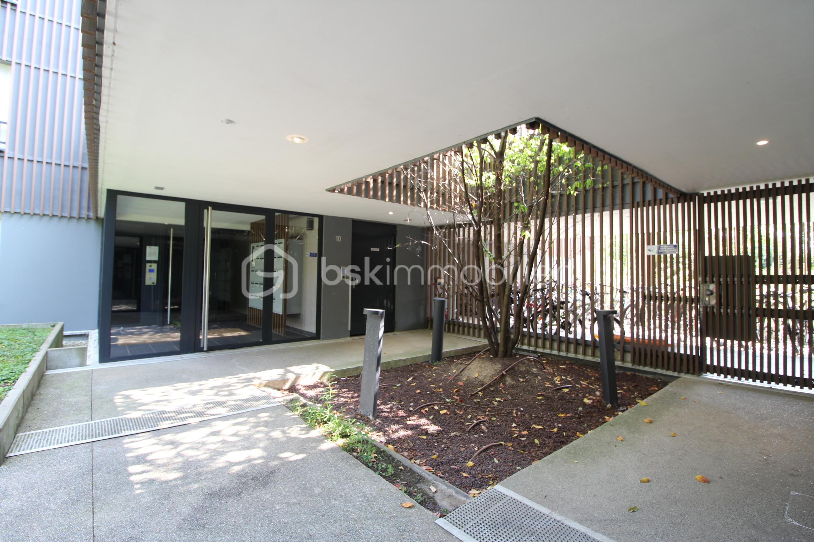 Appartement de 104 m² - 2-Hall.JPG
