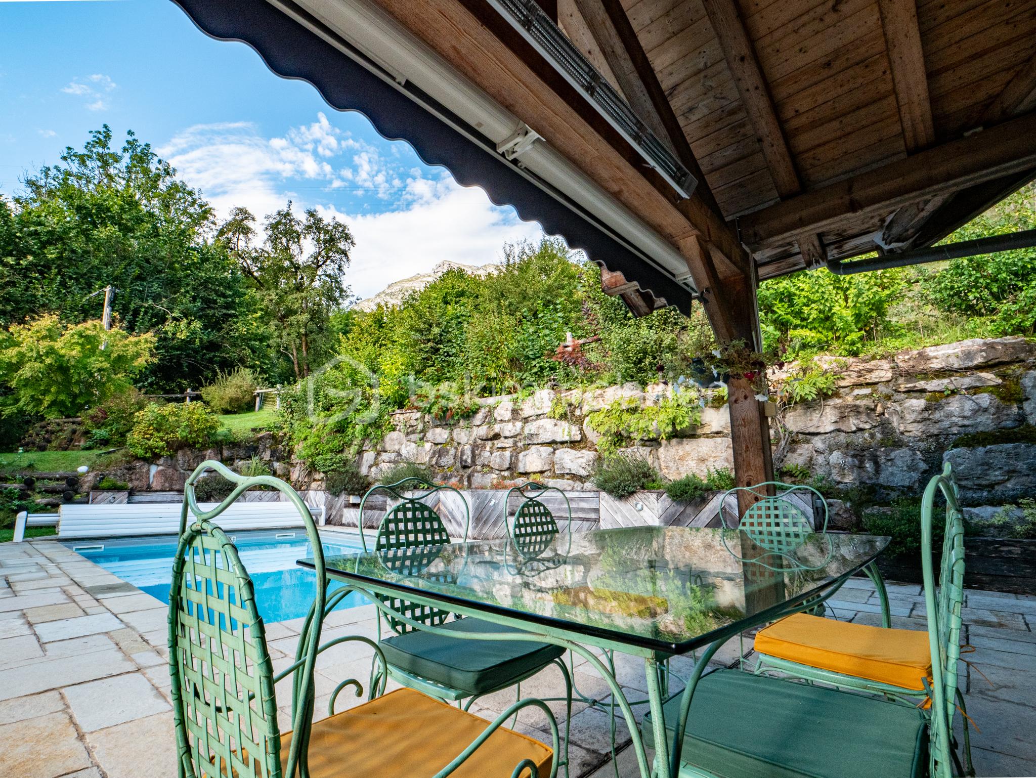 Maison de 190 m² - Chalet Les Clefs - 60001-2.jpg