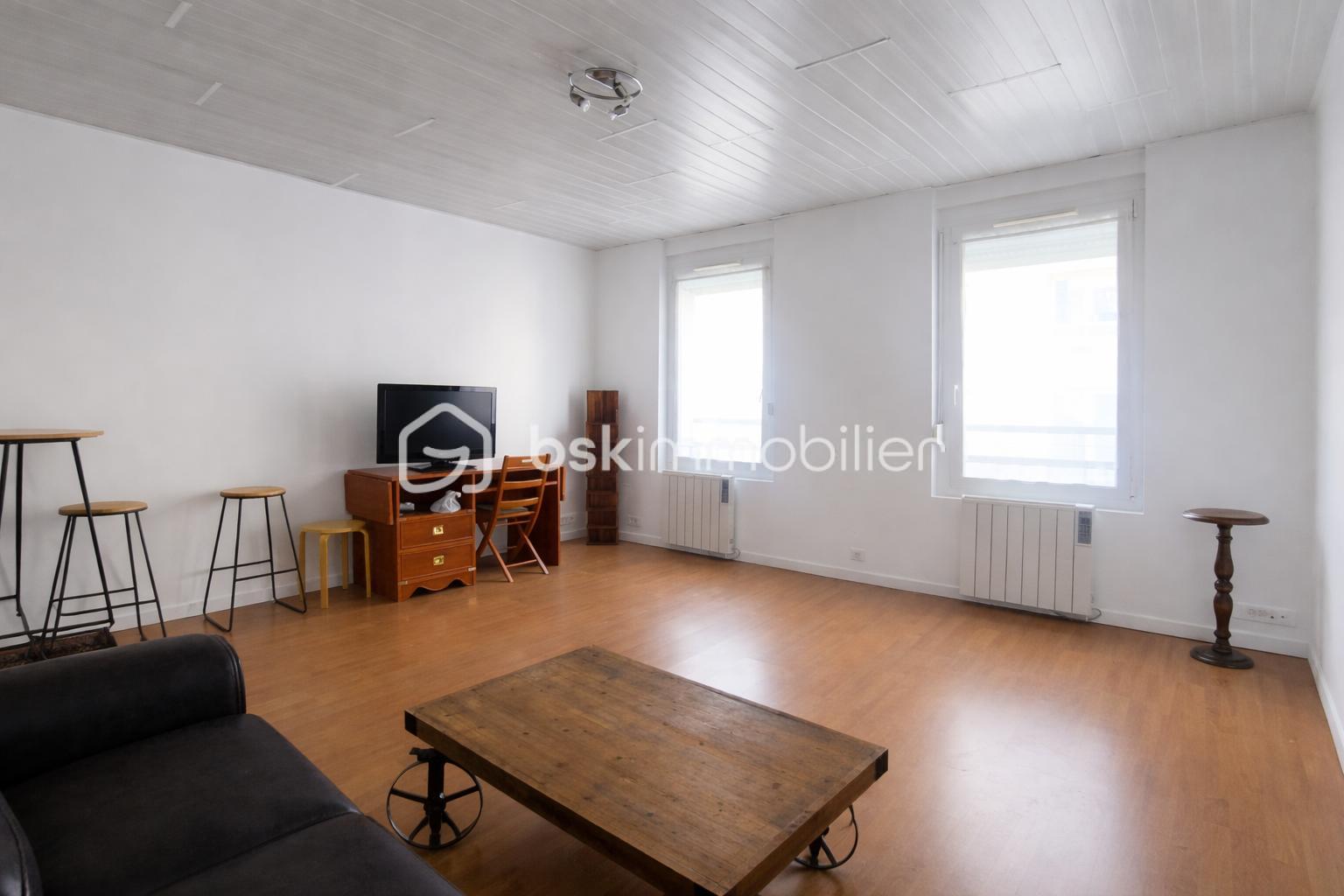 fxeAZ4EwqQMlQ7bjG358BJ7ggwtOCVbvKWgcJqnm-branded (1).jpg