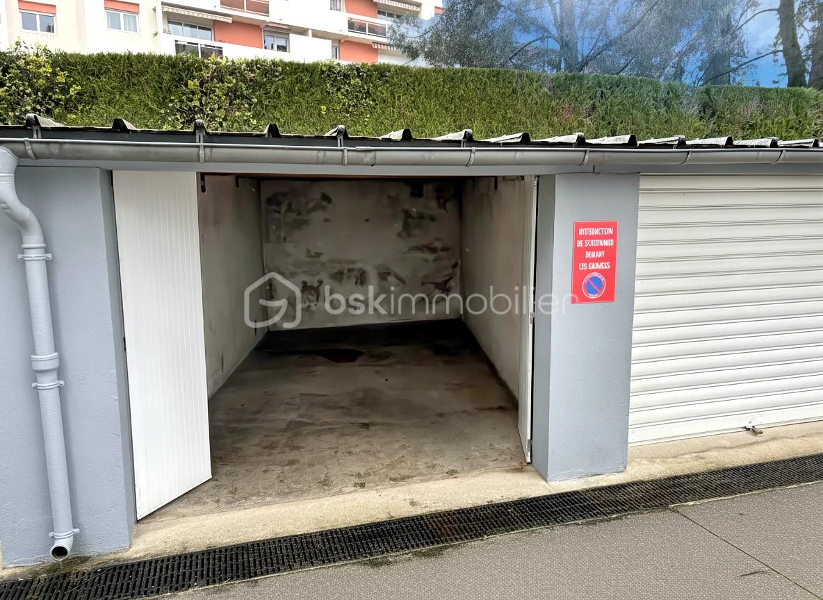 Garage01.jpg